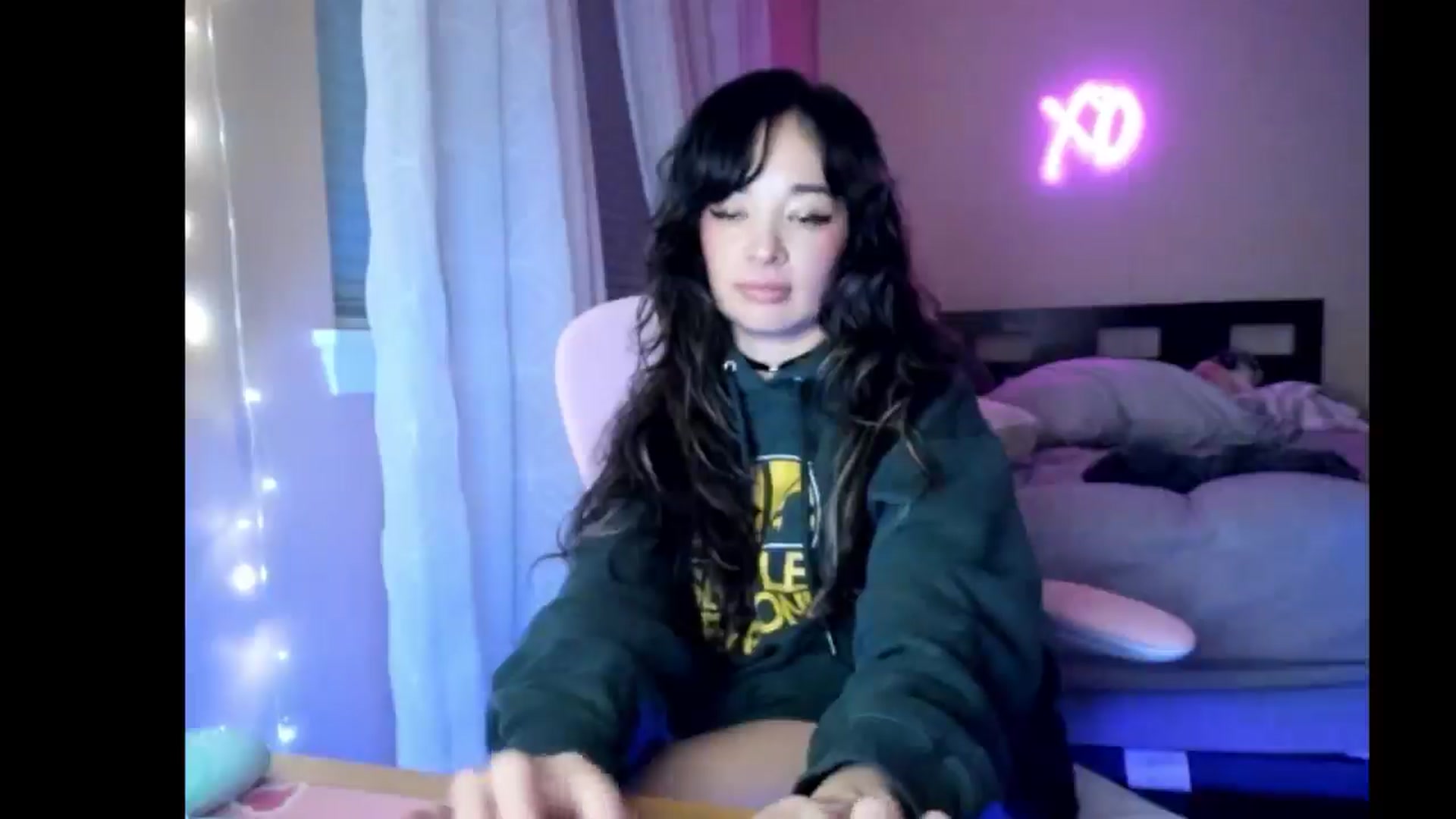Gallery image thumbnail from NesaValentine's myfreecams stream on, 01/31/2025, 11:10 image 9 of 20