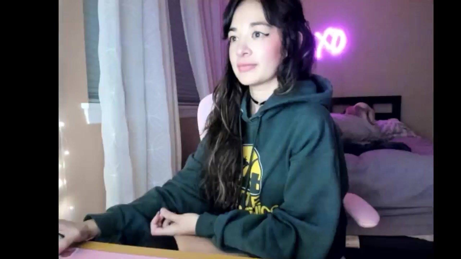 Gallery image thumbnail from NesaValentine's myfreecams stream on, 01/31/2025, 11:10 image 7 of 20