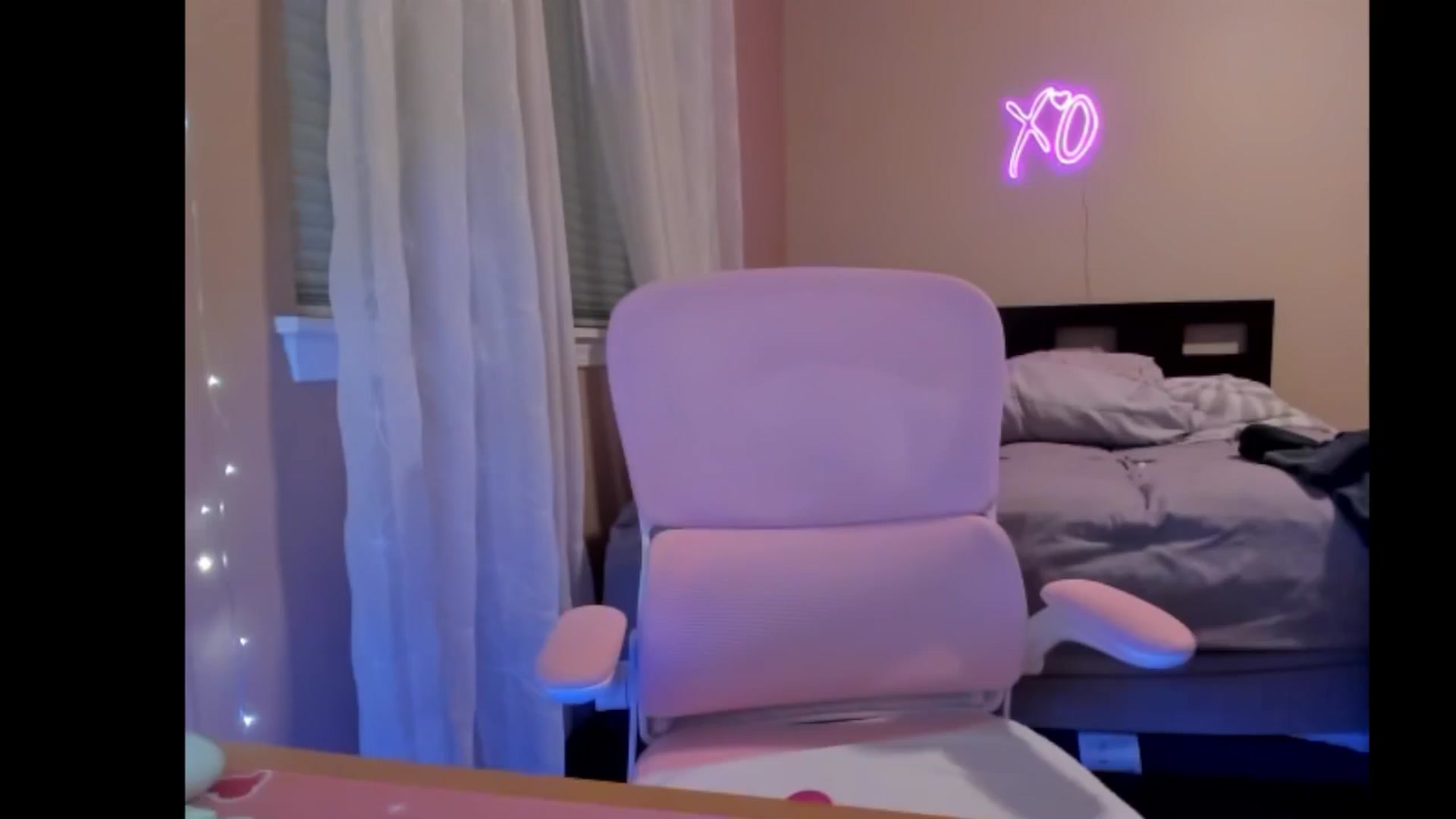 Gallery image thumbnail from NesaValentine's myfreecams stream on, 01/31/2025, 11:10 image 3 of 20