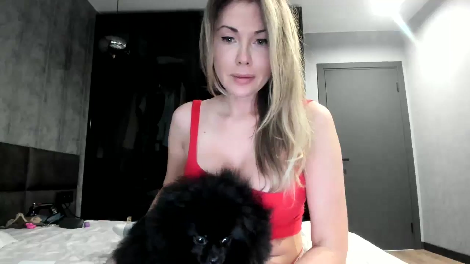Gallery image thumbnail from Nesquikim's myfreecams stream on, 07/14/2024, 12:21 image 11 of 20