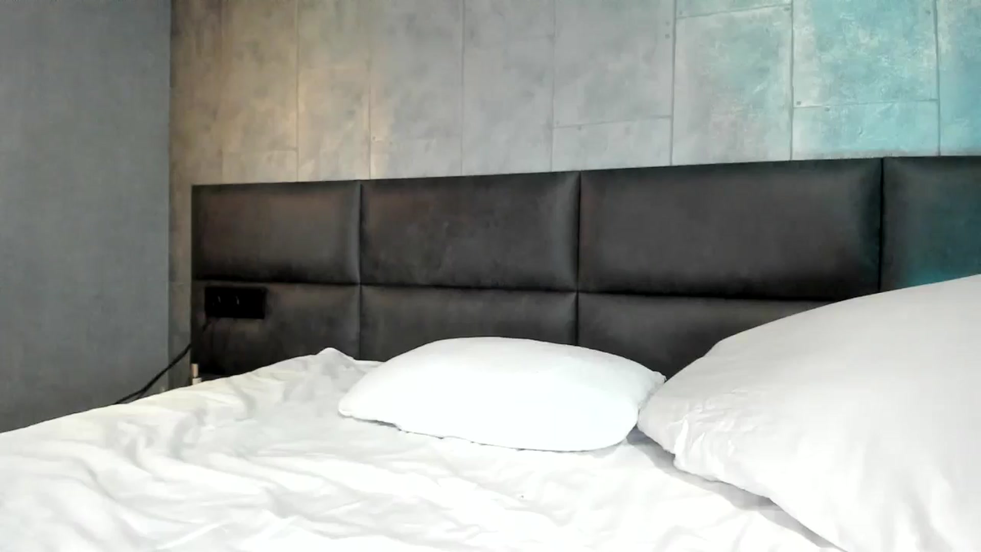 Gallery image thumbnail from Nesquikim's myfreecams stream on, 01/25/2025, 11:40 image 13 of 20