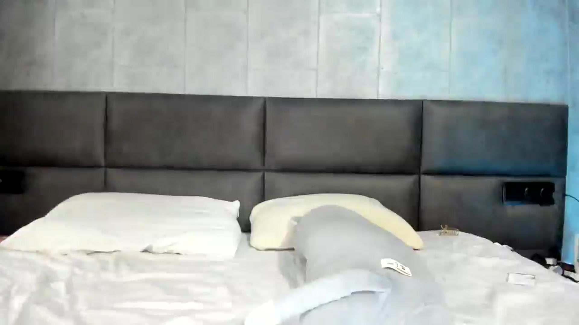 Gallery image thumbnail from Nesquikim's myfreecams stream on, 09/27/2025, 07:57 image 4 of 20