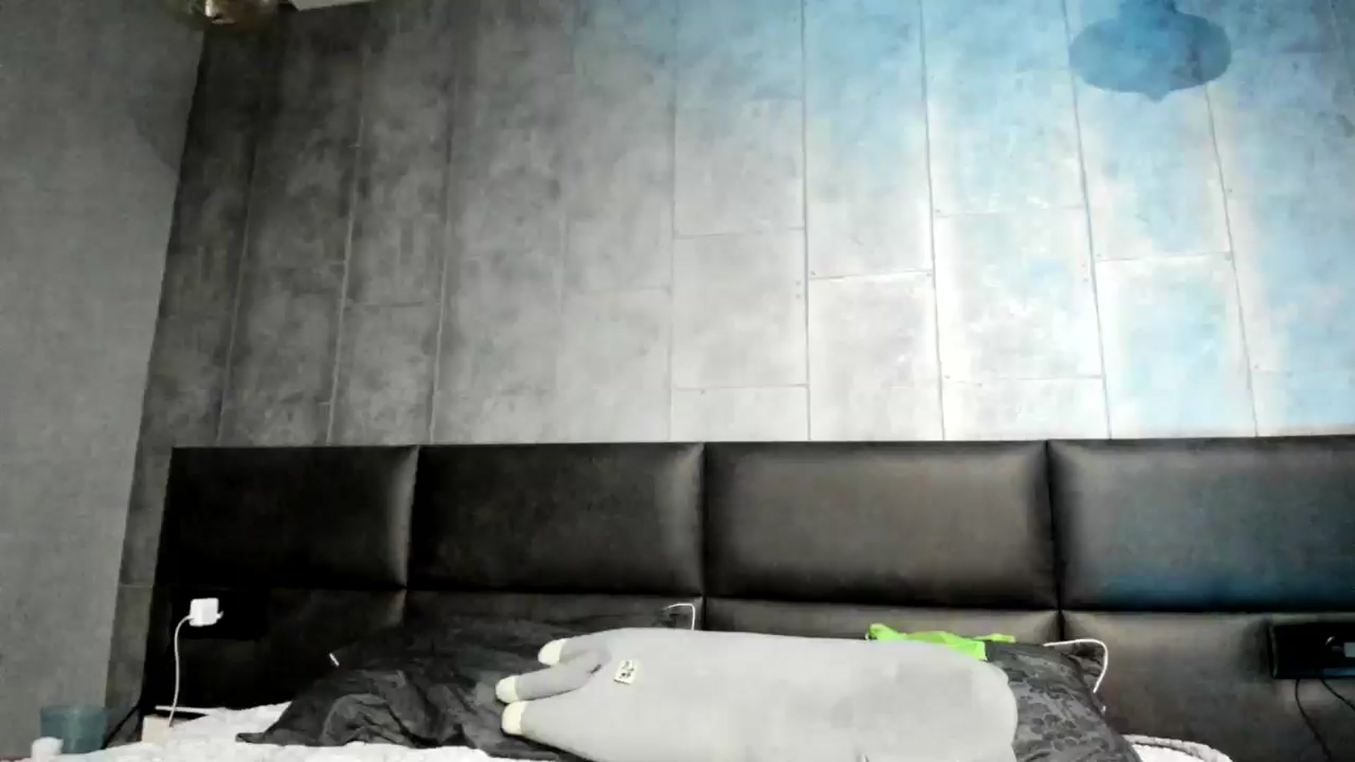 Gallery image thumbnail from Nesquikim's myfreecams stream on, 12/07/2025, 15:08 image 19 of 20