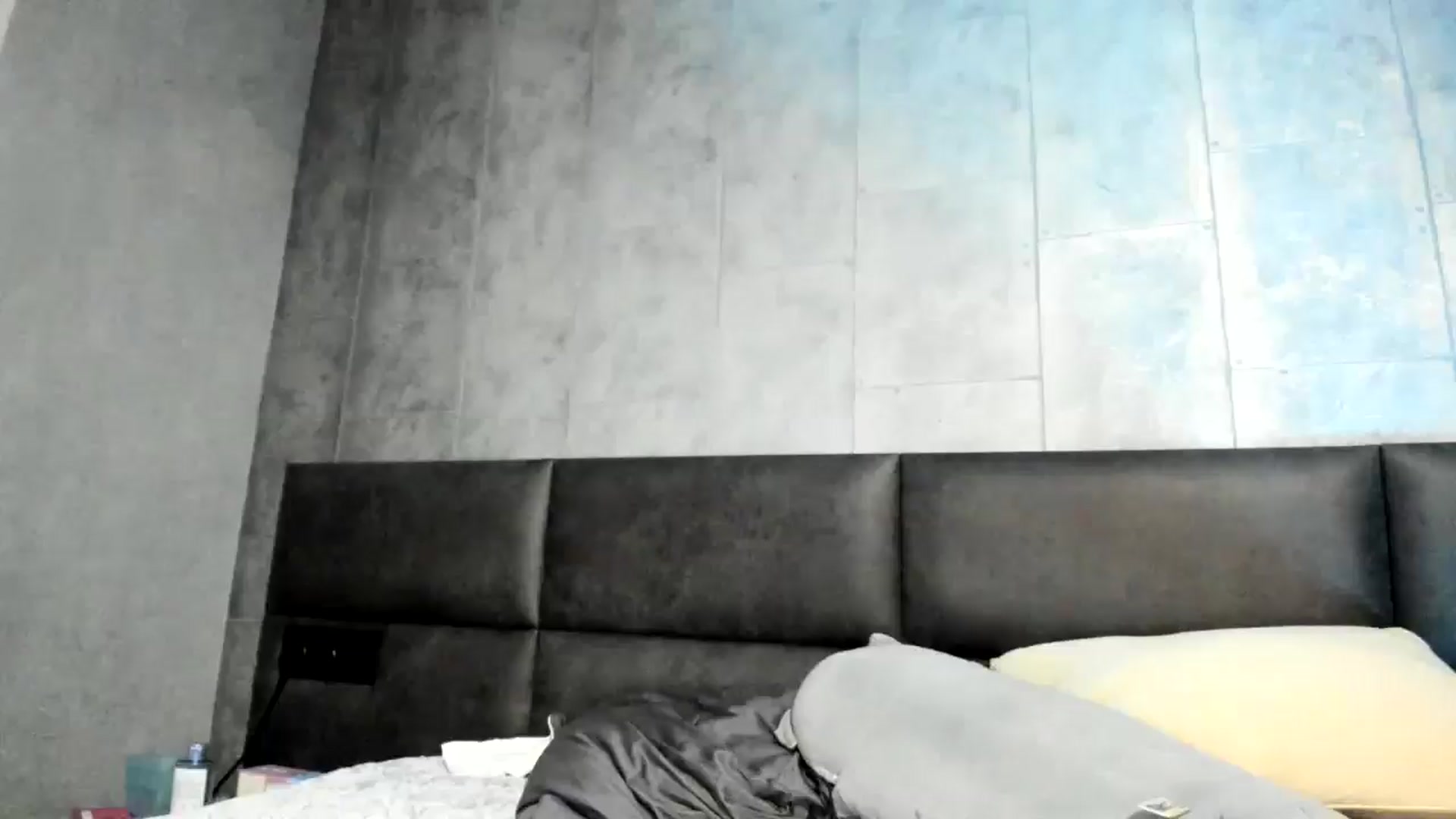 Gallery image thumbnail from Nesquikim's myfreecams stream on, 01/10/2026, 10:39 image 8 of 20