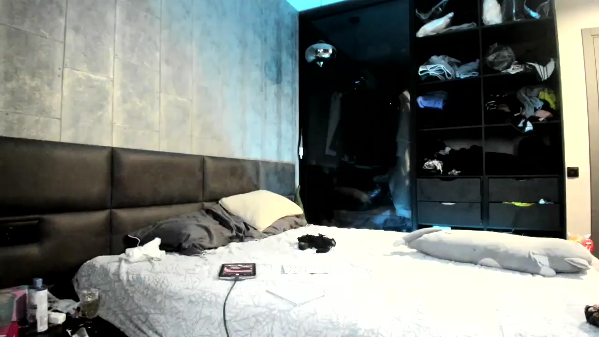 Gallery image thumbnail from Nesquikim's myfreecams stream on, 01/10/2026, 13:51 image 3 of 20