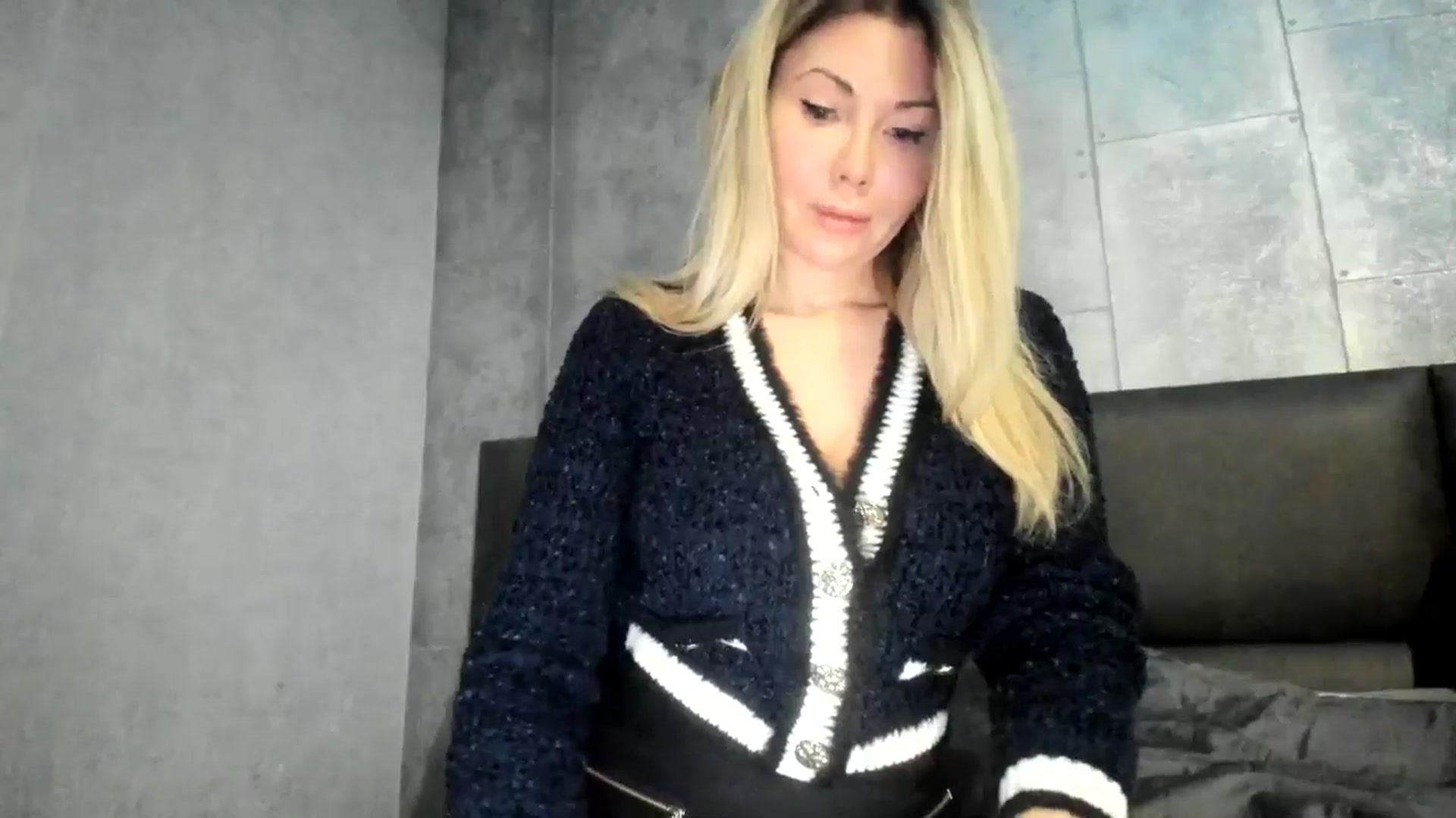 Gallery image thumbnail from Nesquikim's myfreecams stream on, 02/07/2026, 14:08 image 7 of 20