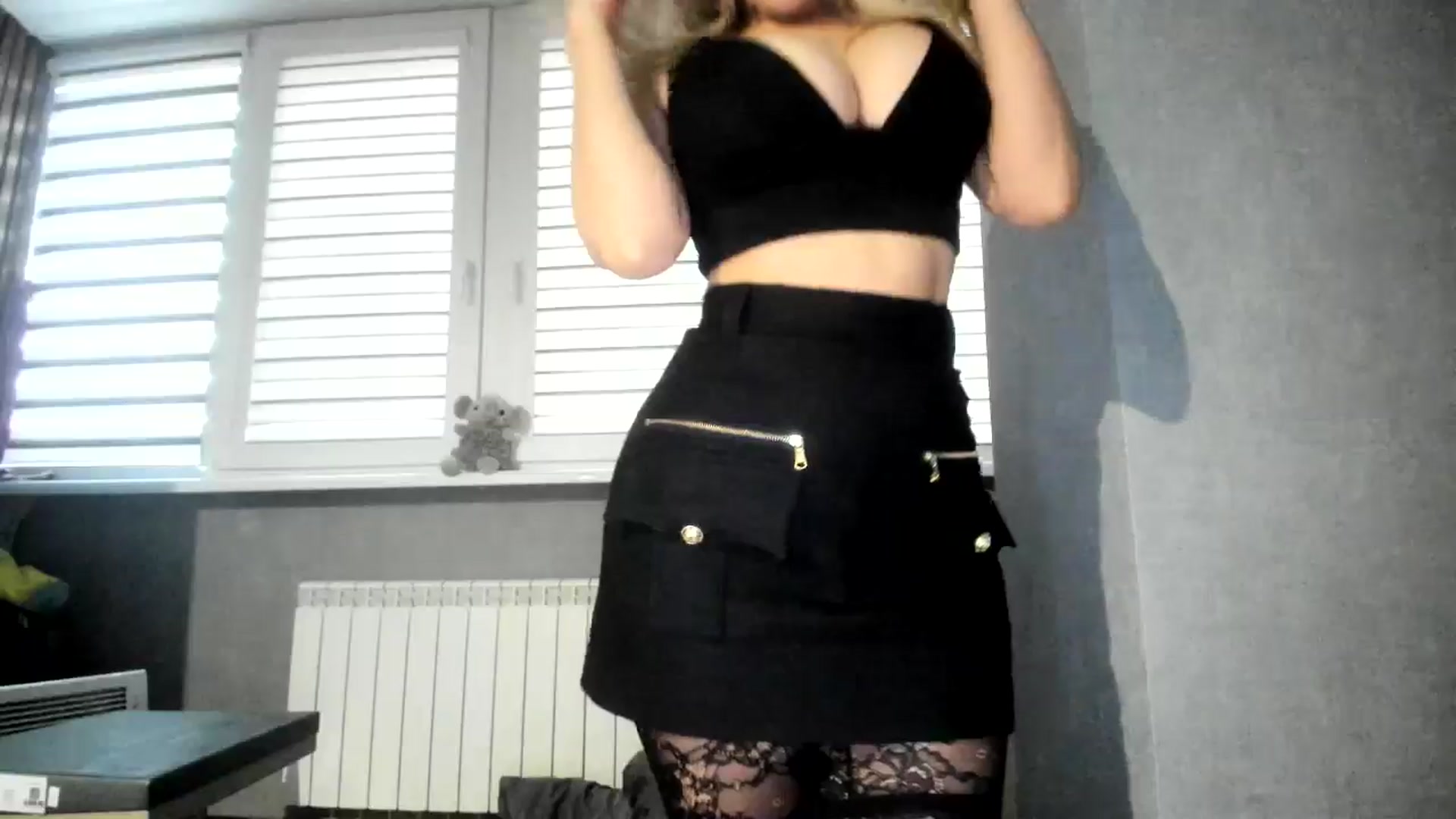 Gallery image thumbnail from Nesquikim's myfreecams stream on, 02/07/2026, 14:08 image 15 of 20