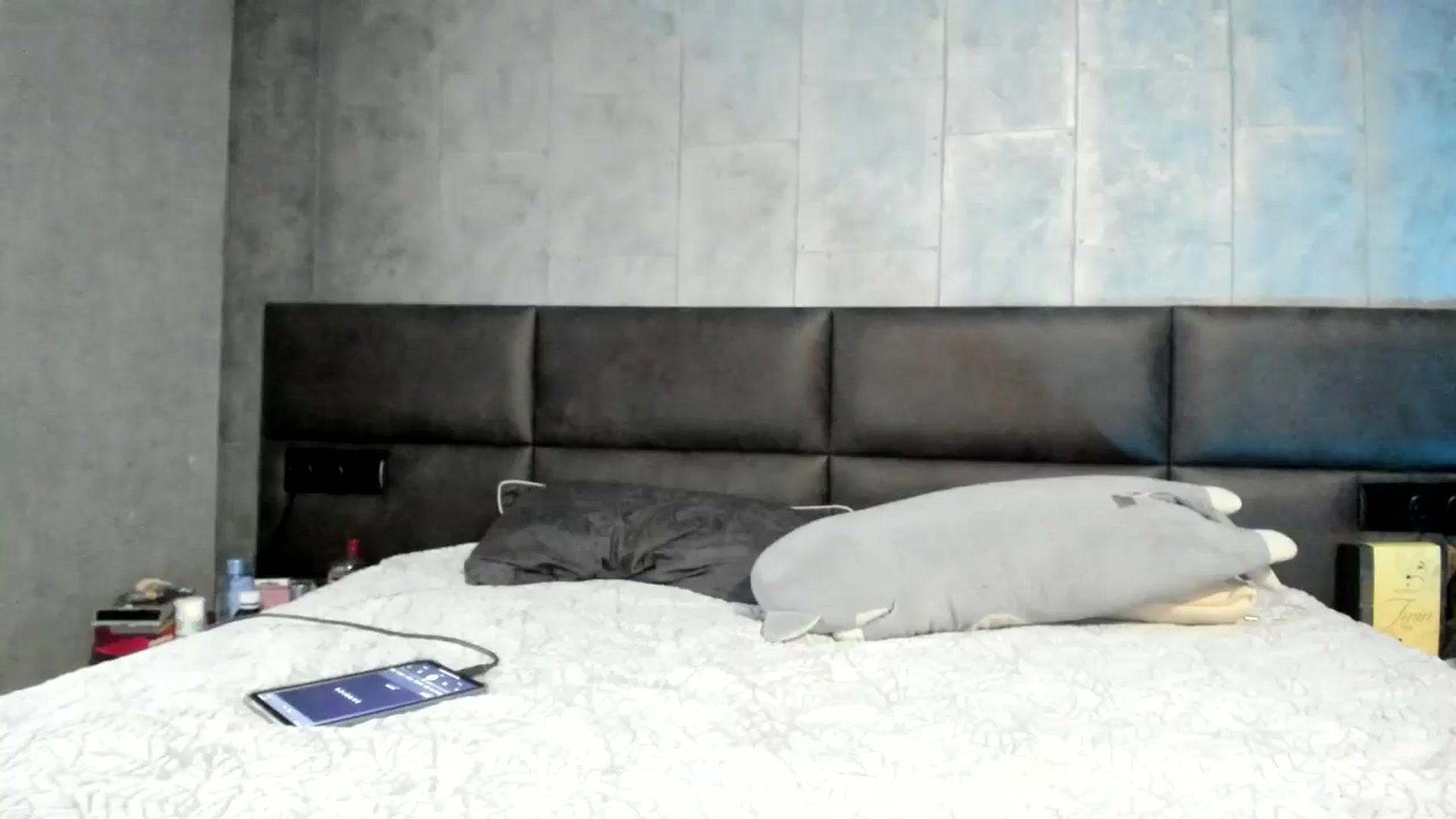 Gallery image thumbnail from Nesquikim's myfreecams stream on, 03/22/2026, 12:38 image 5 of 20