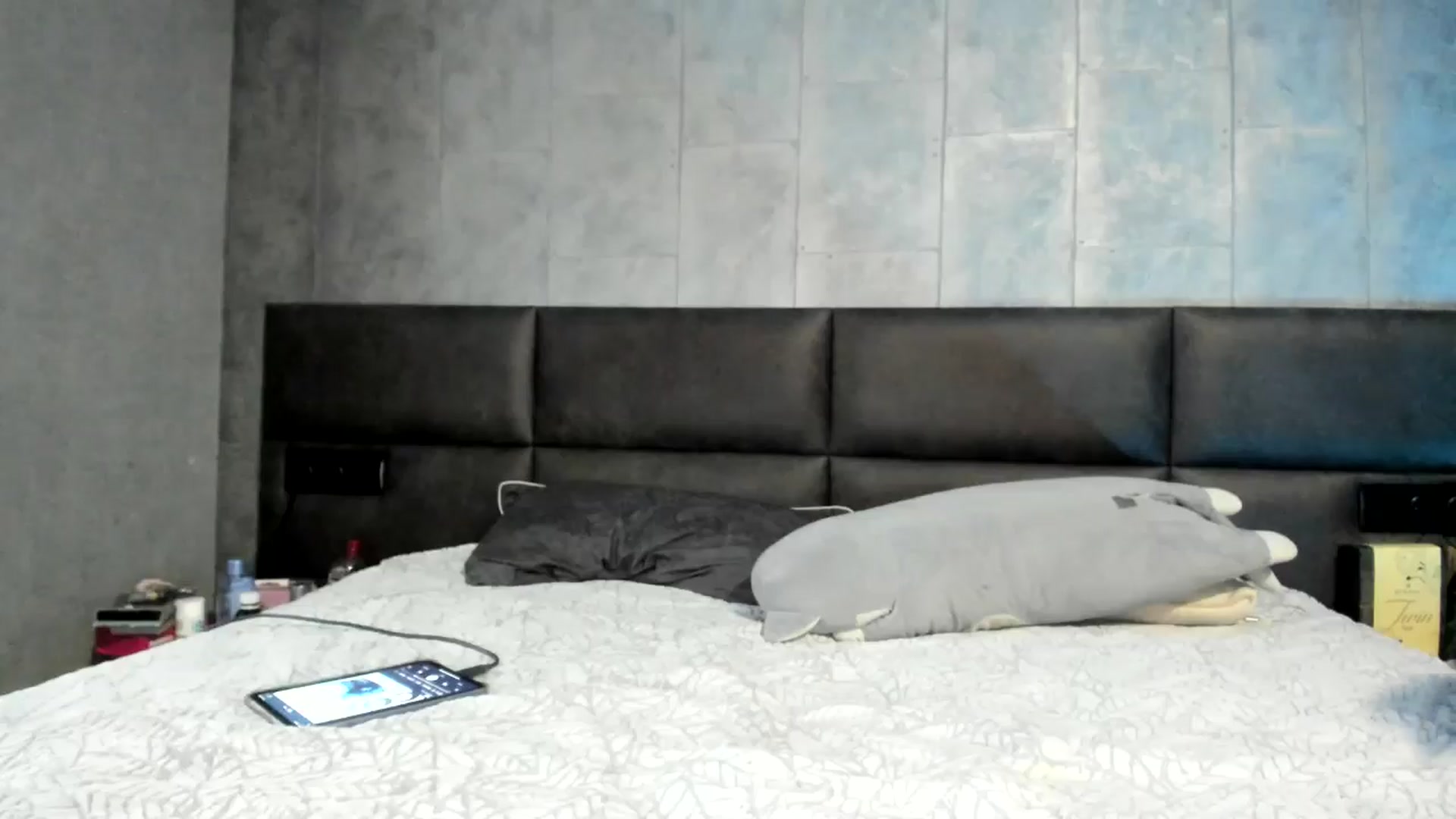 Gallery image thumbnail from Nesquikim's myfreecams stream on, 03/22/2026, 12:38 image 8 of 20