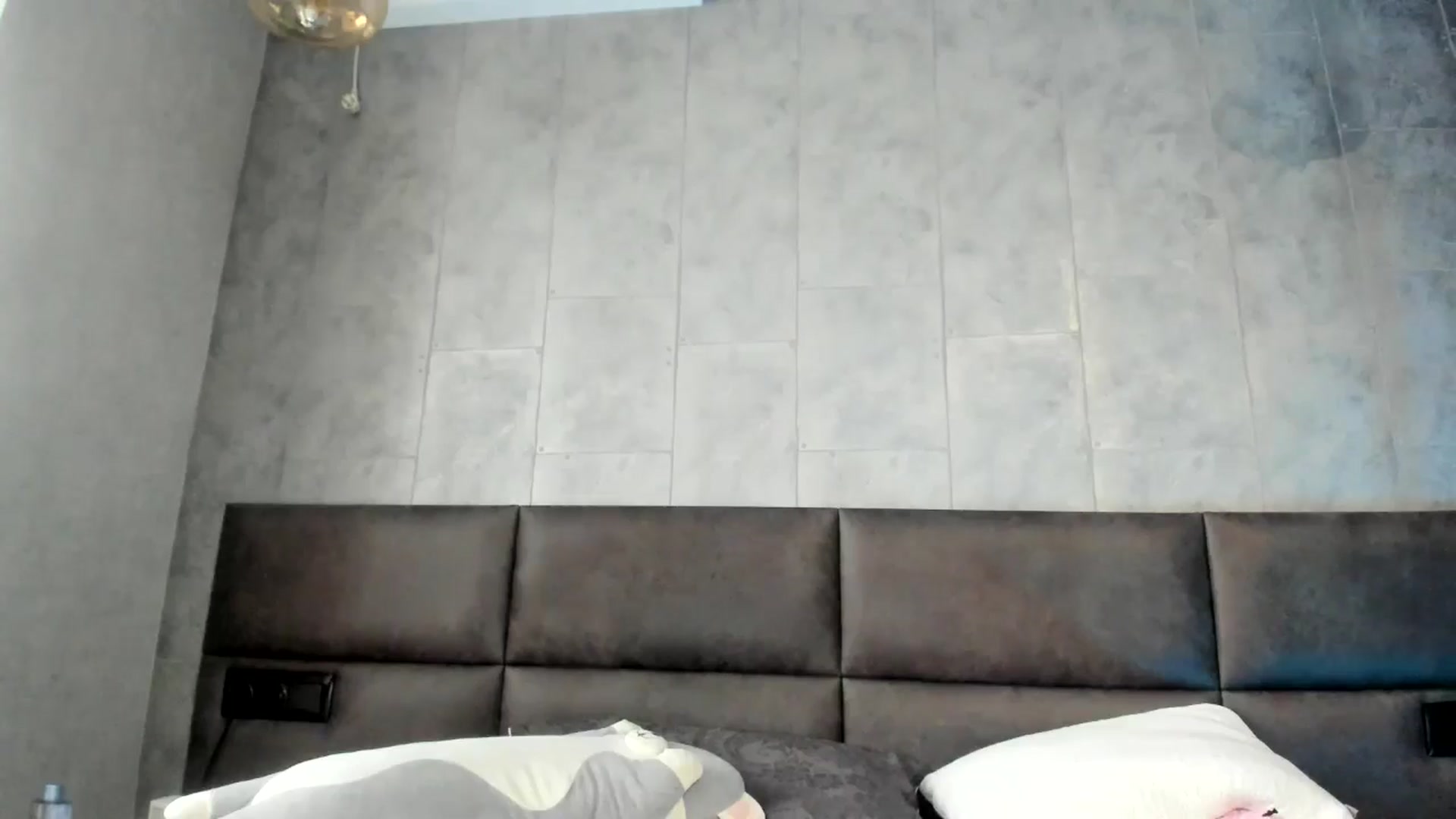 Gallery image thumbnail from Nesquikim's myfreecams stream on, 04/26/2026, 09:26 image 4 of 20