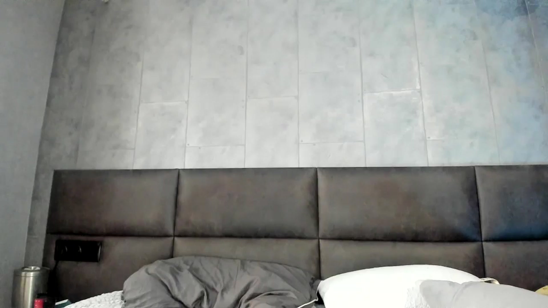 Gallery image thumbnail from Nesquikim's myfreecams stream on, 05/10/2026, 08:28 image 16 of 20