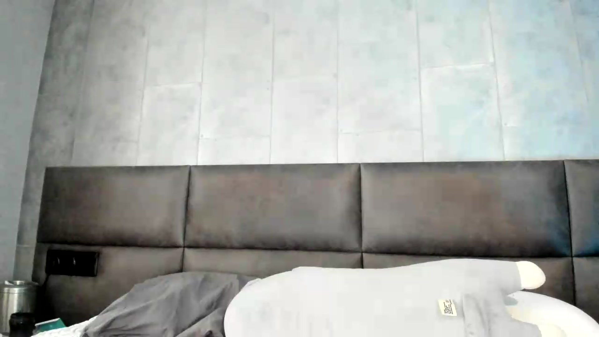 Gallery image thumbnail from Nesquikim's myfreecams stream on, 05/16/2026, 10:42 image 9 of 20