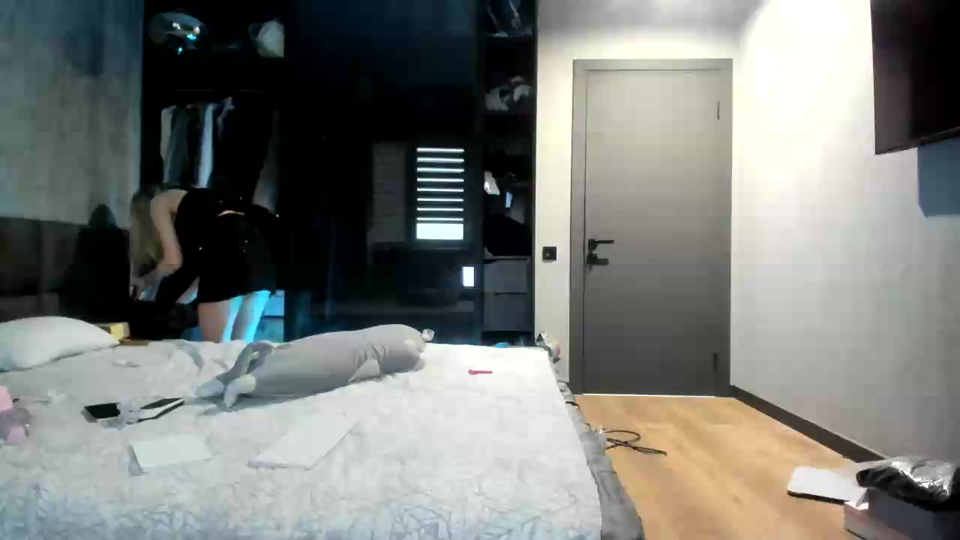 Gallery image thumbnail from Nesquikim's myfreecams stream on, 05/23/2026, 12:32 image 17 of 20