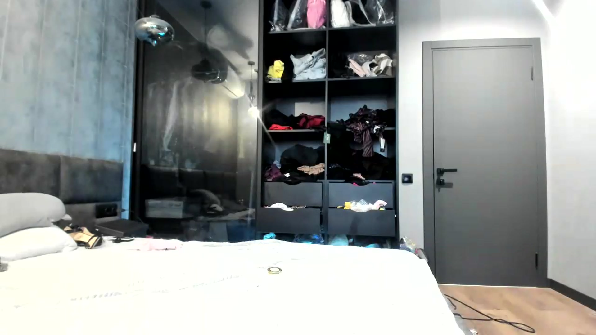 Gallery image thumbnail from Nesquikim's myfreecams stream on, 06/06/2026, 11:31 image 12 of 20