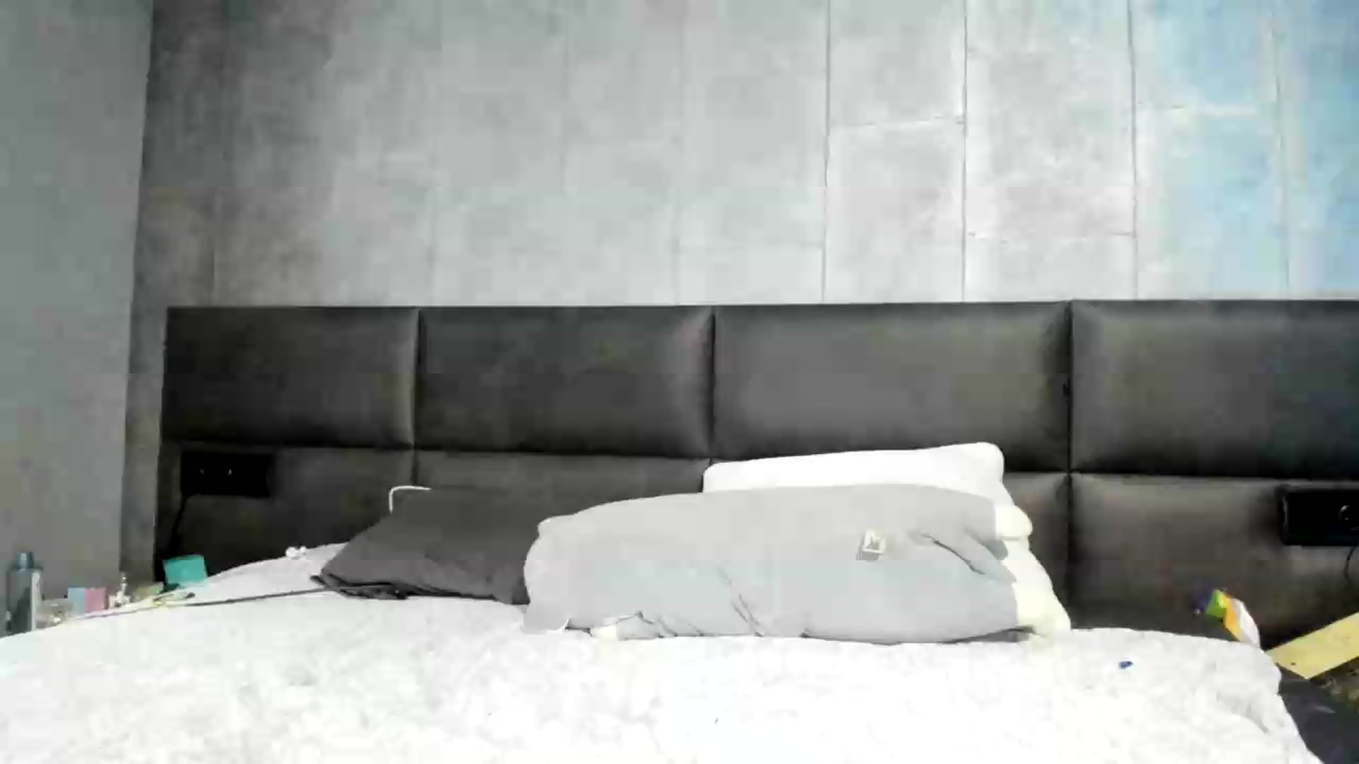 Gallery image thumbnail from Nesquikim's myfreecams stream on, 07/18/2026, 13:00 image 16 of 20