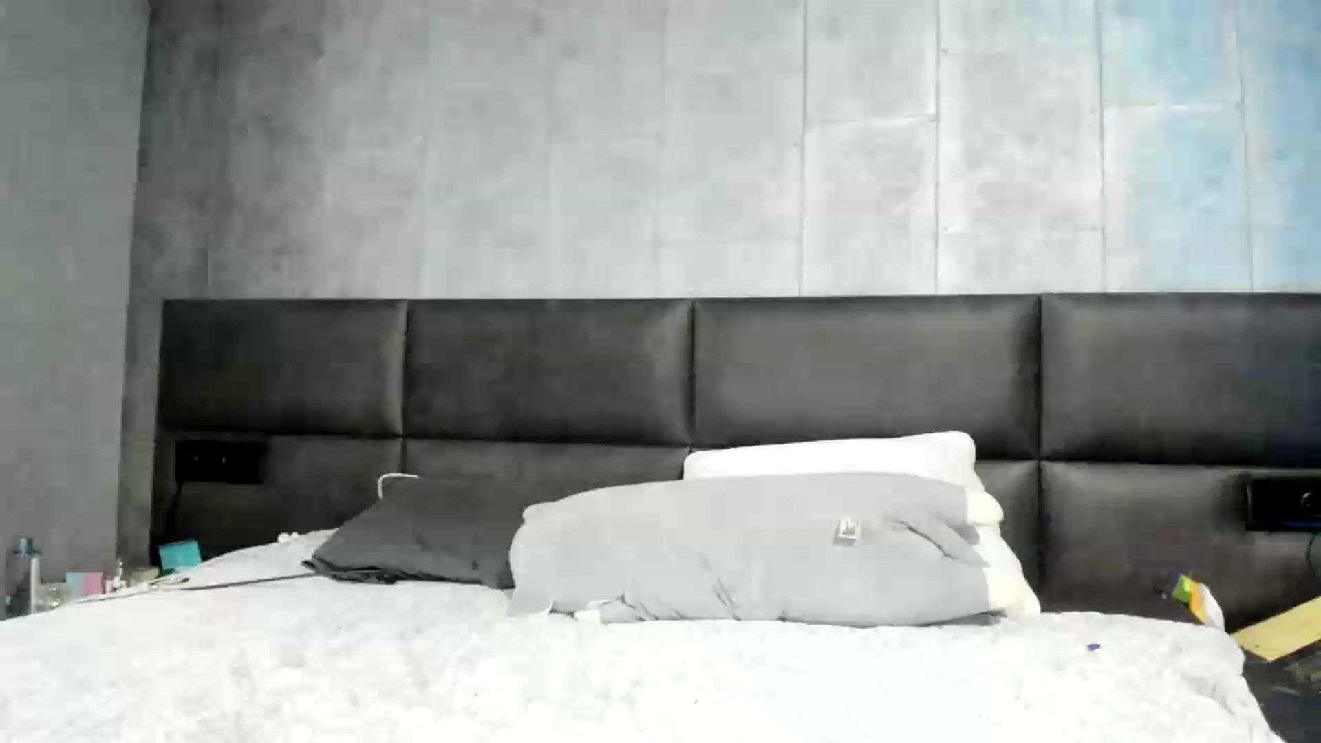 Gallery image thumbnail from Nesquikim's myfreecams stream on, 07/18/2026, 13:00 image 17 of 20