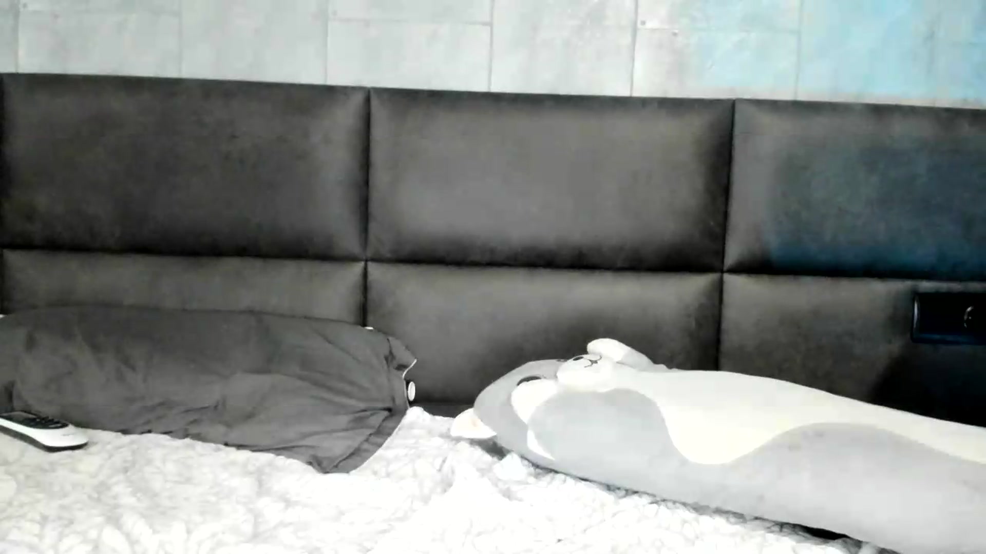 Gallery image thumbnail from Nesquikim's myfreecams stream on, 08/08/2026, 11:59 image 7 of 20