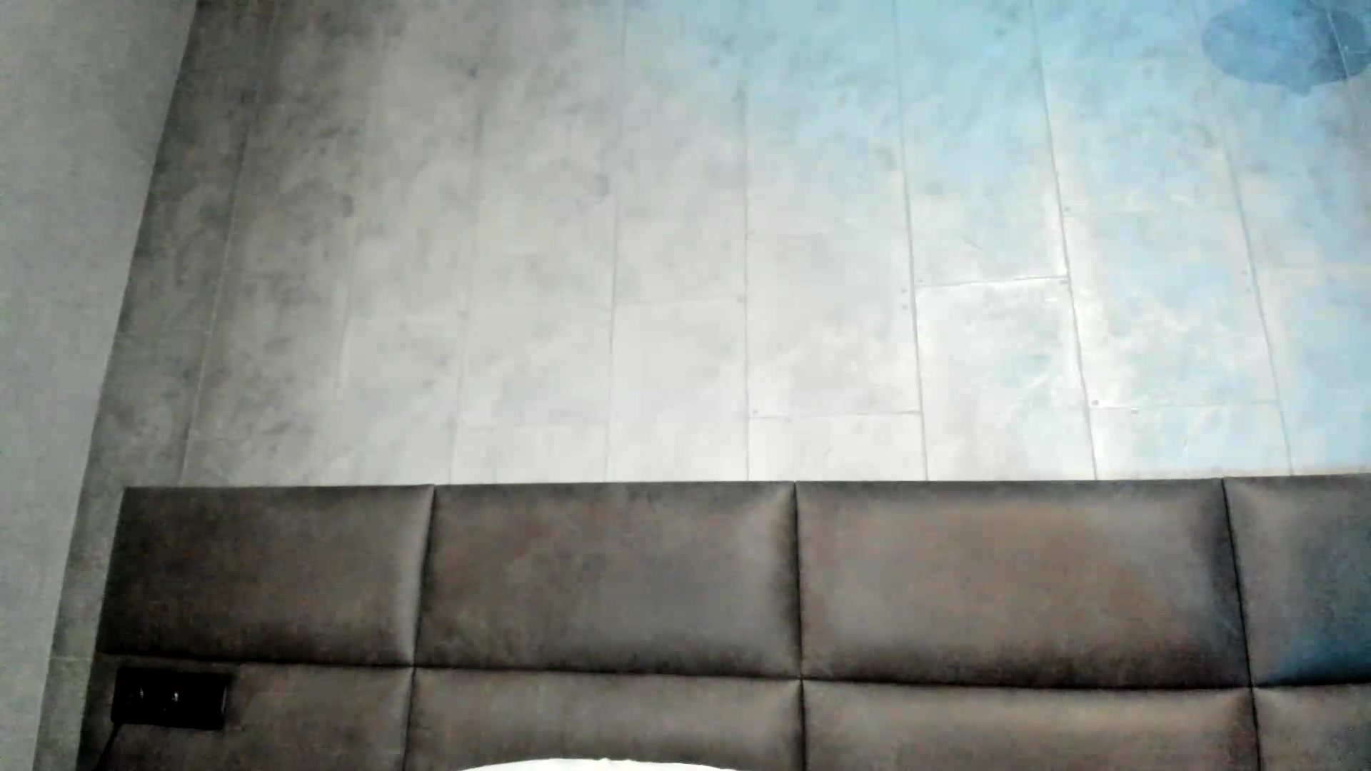 Gallery image thumbnail from Nesquikim's myfreecams stream on, 09/05/2026, 09:32 image 18 of 20