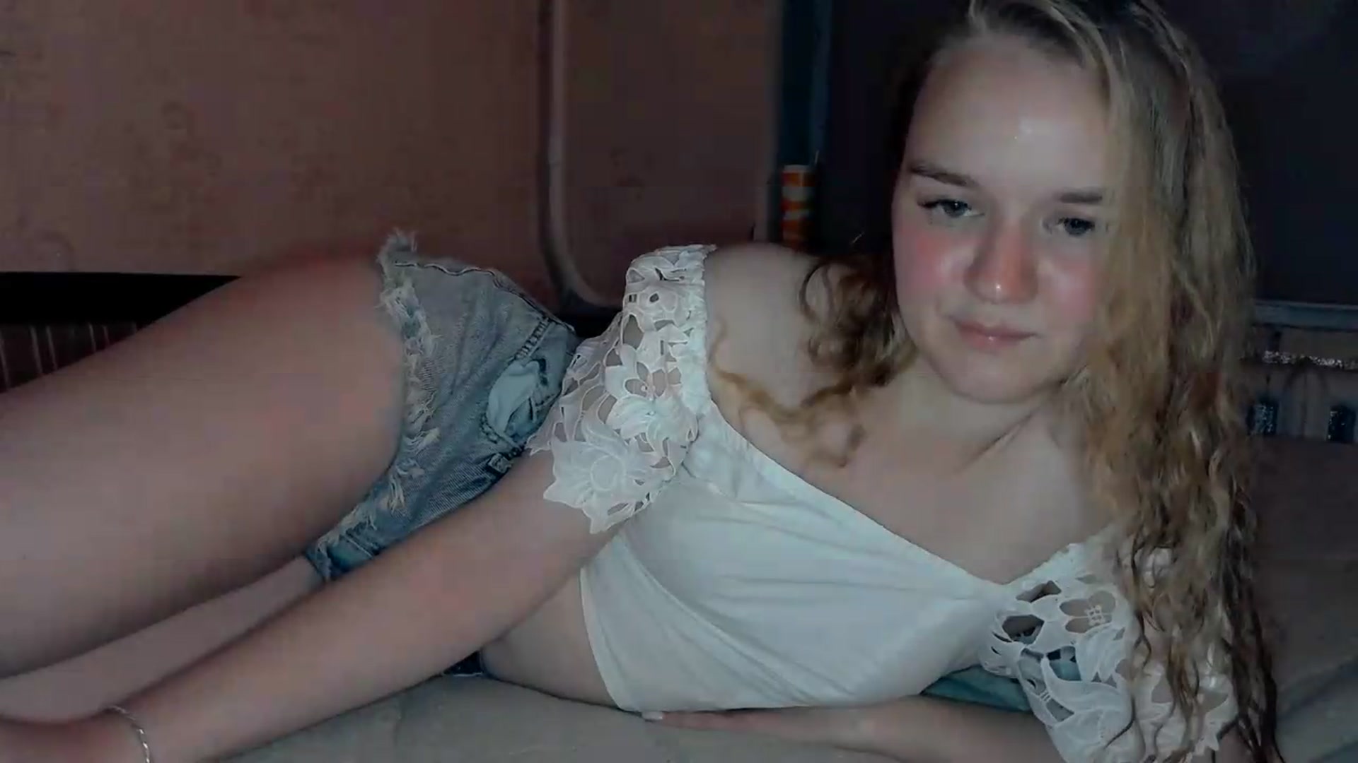 Gallery image thumbnail from NessaLeigh's myfreecams stream on, 06/01/2026, 20:03 image 14 of 20