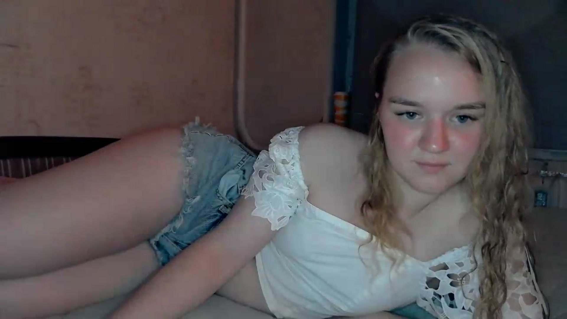 Gallery image thumbnail from NessaLeigh's myfreecams stream on, 06/01/2026, 20:03 image 3 of 20