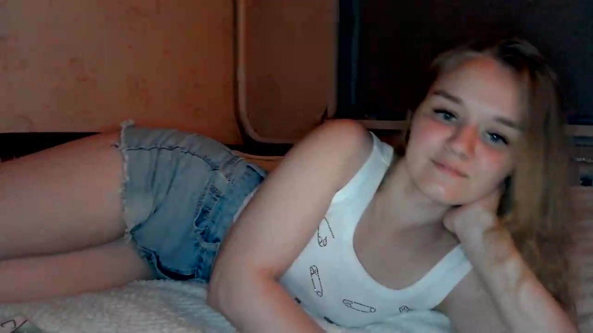 Gallery image thumbnail from NessaLeigh's myfreecams stream on, 06/08/2026, 21:02 image 12 of 20
