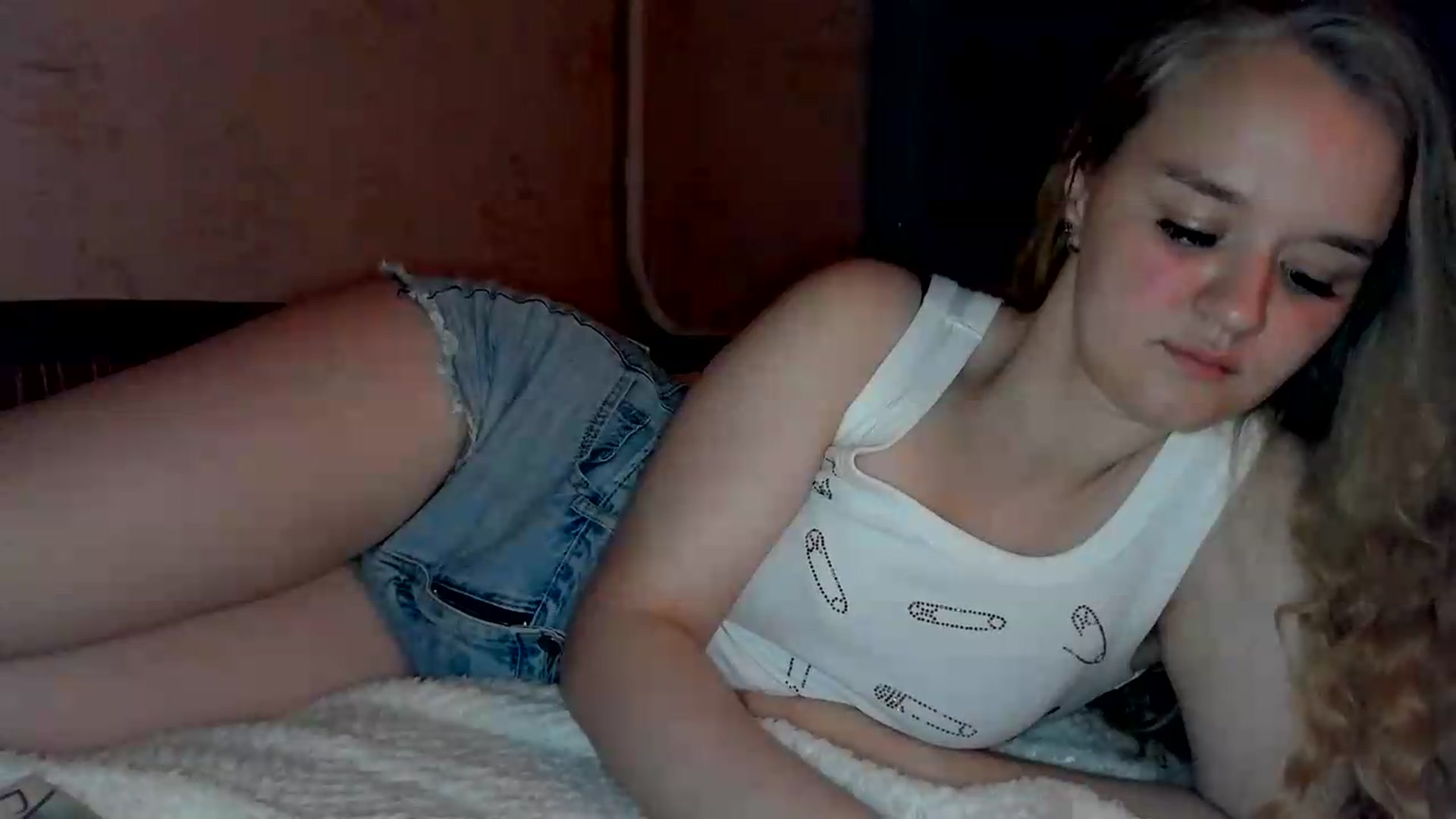Gallery image thumbnail from NessaLeigh's myfreecams stream on, 06/08/2026, 23:43 image 9 of 20