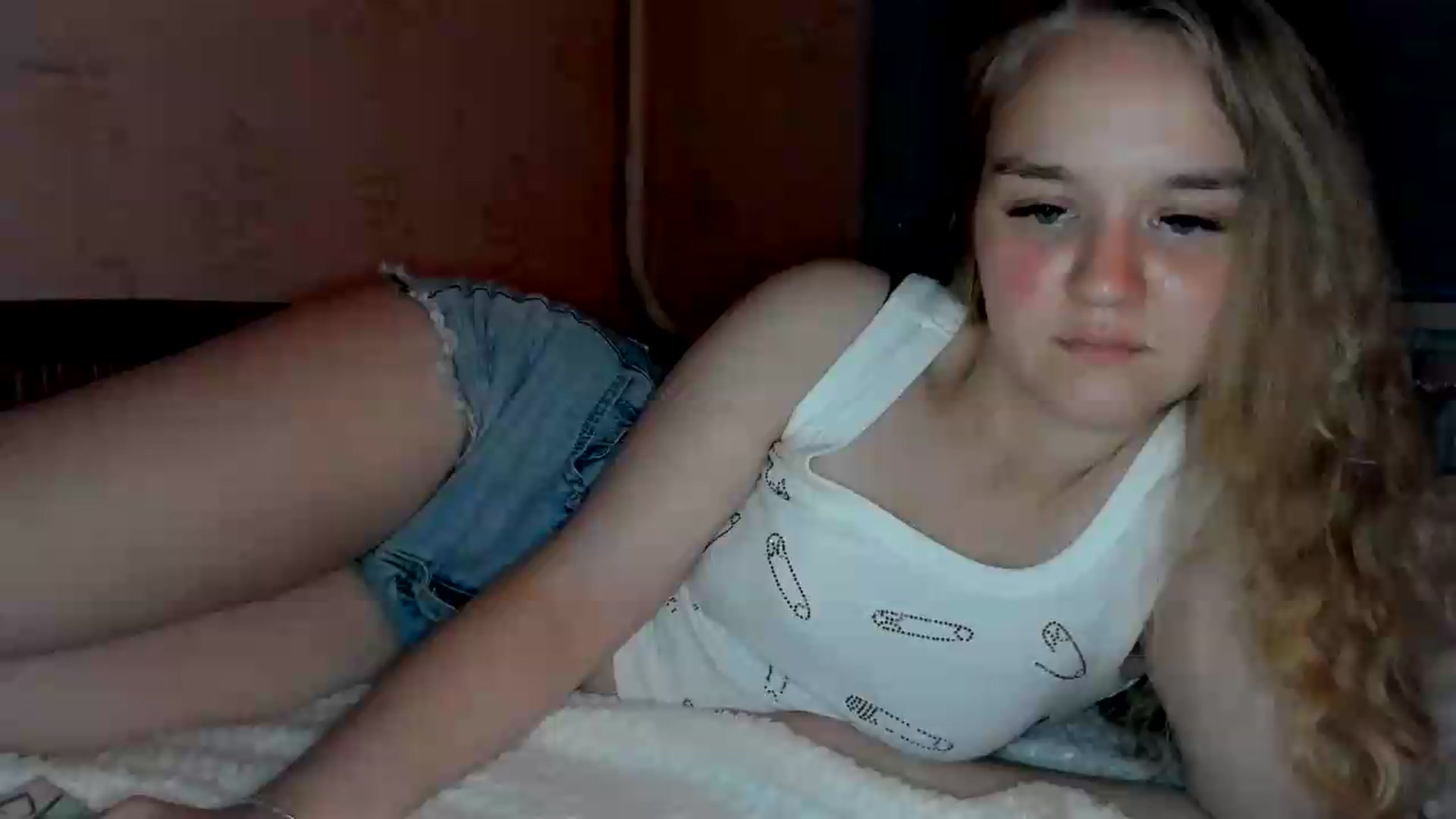 Gallery image thumbnail from NessaLeigh's myfreecams stream on, 06/08/2026, 23:43 image 5 of 20