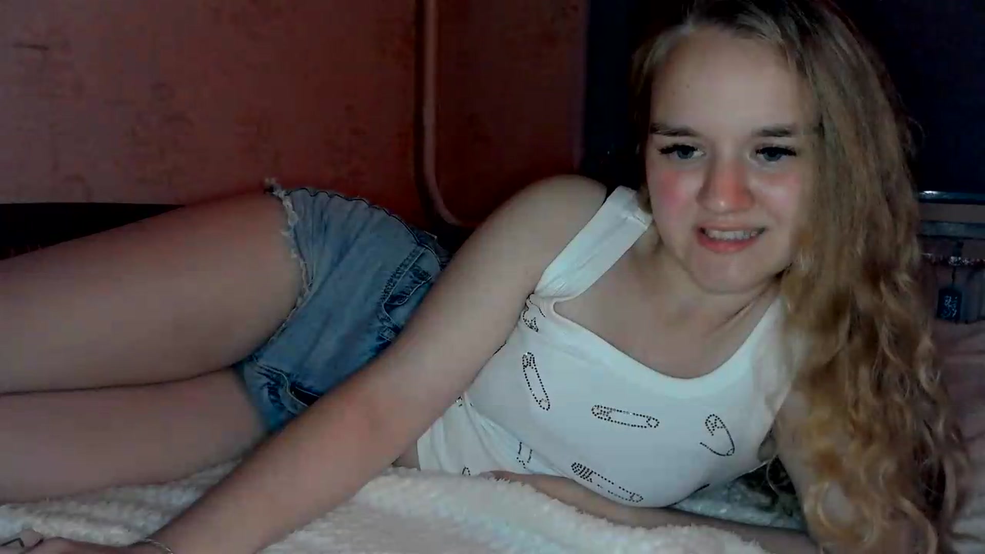 Gallery image thumbnail from NessaLeigh's myfreecams stream on, 06/08/2026, 23:43 image 14 of 20