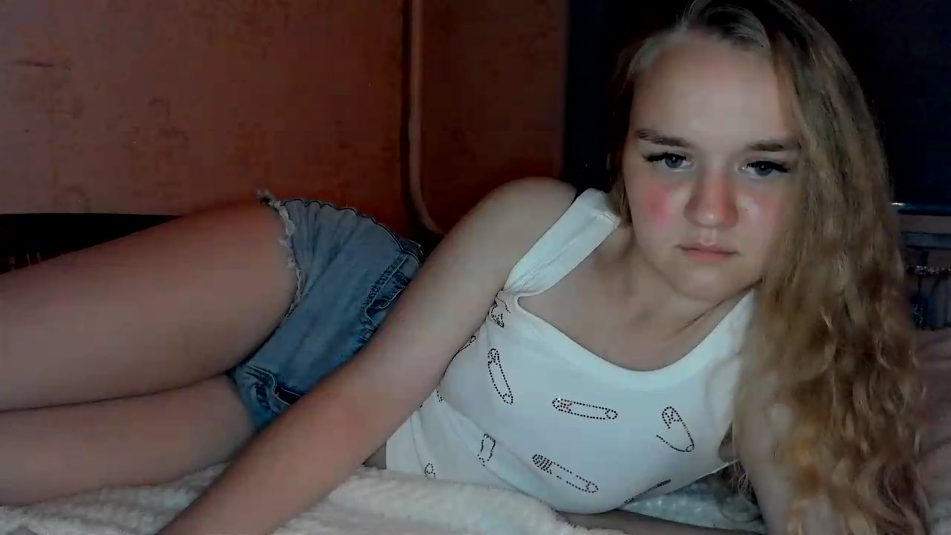 Gallery image thumbnail from NessaLeigh's myfreecams stream on, 06/08/2026, 23:43 image 2 of 20