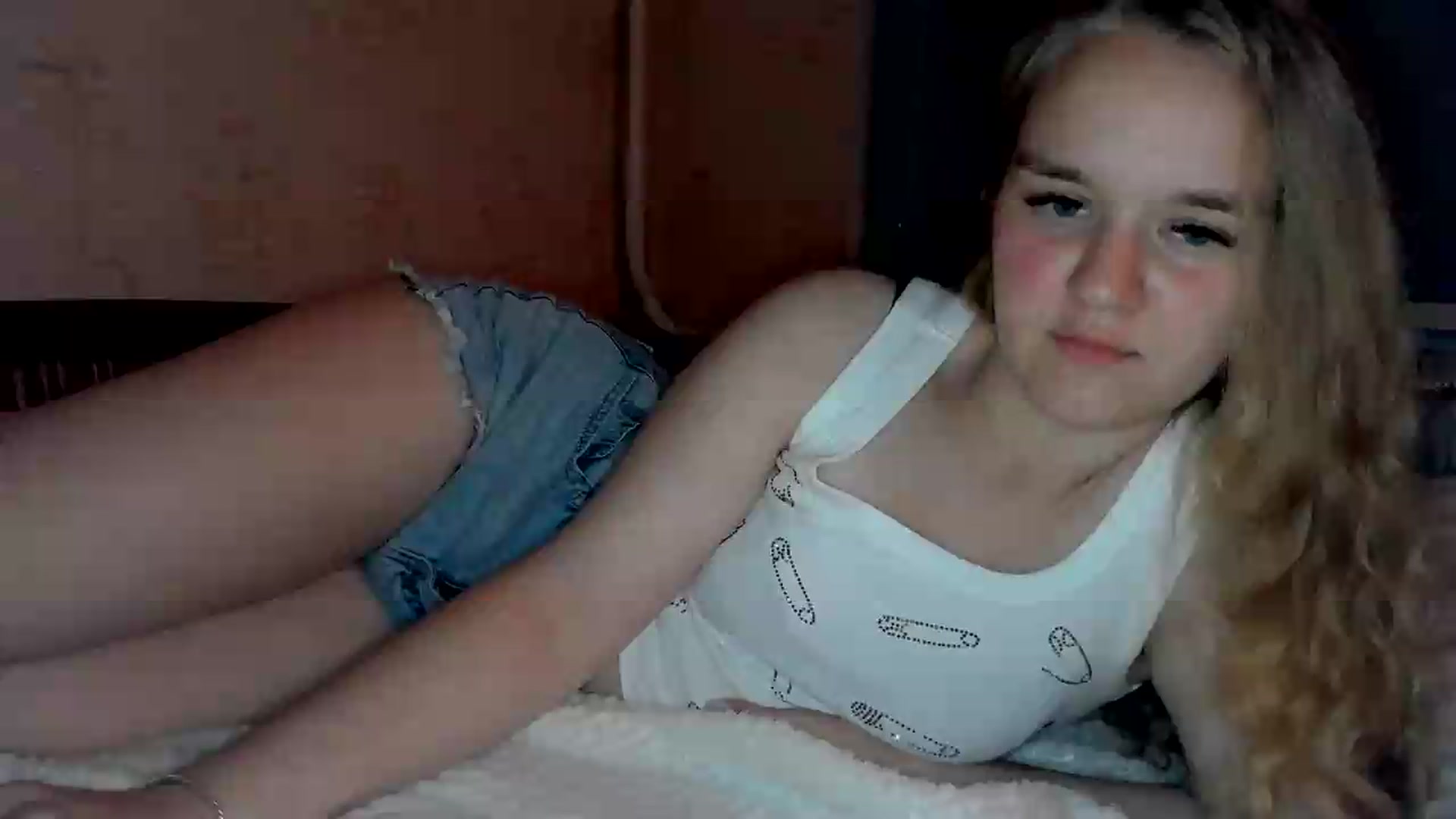 Gallery image thumbnail from NessaLeigh's myfreecams stream on, 06/08/2026, 23:43 image 11 of 20