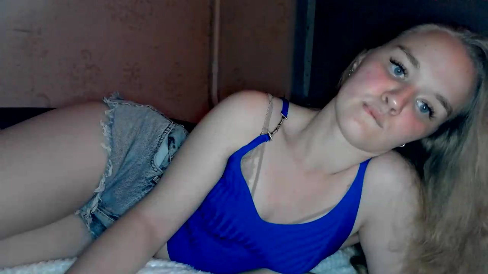 Gallery image thumbnail from NessaLeigh's myfreecams stream on, 06/09/2026, 19:35 image 9 of 20