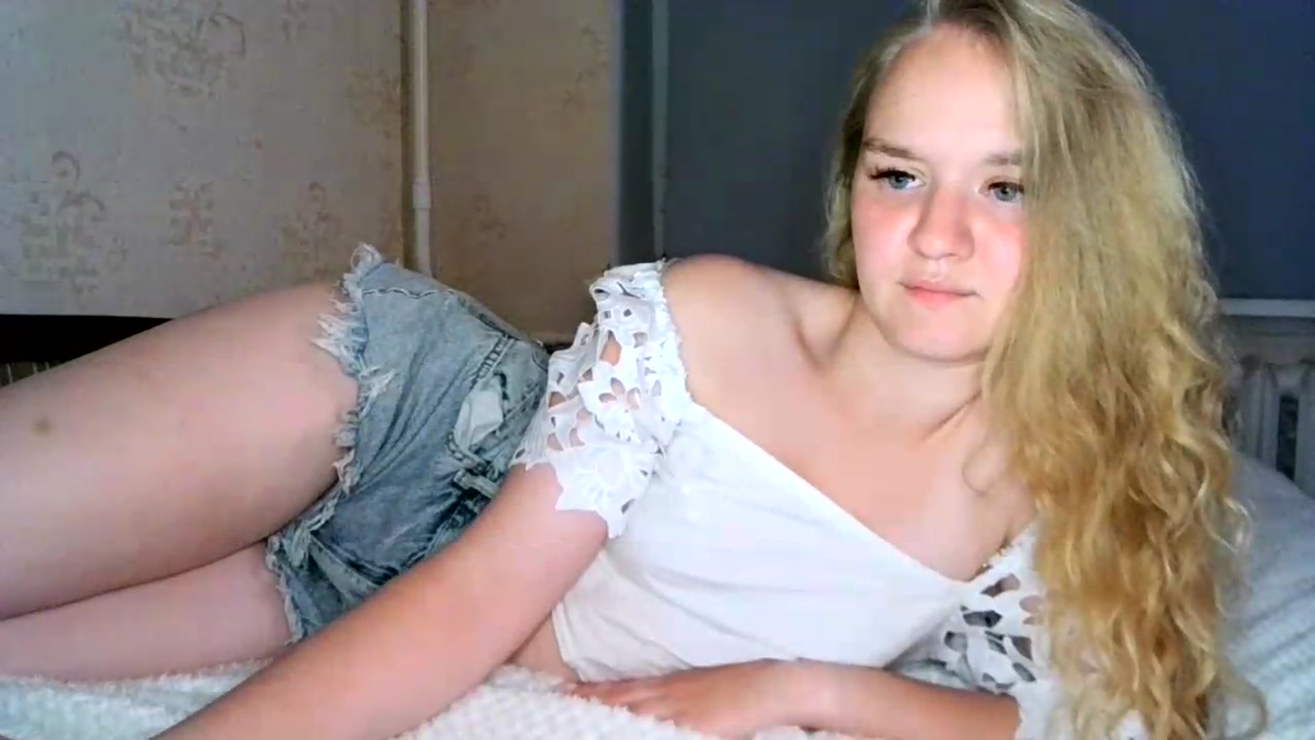 Gallery image thumbnail from NessaLeigh's myfreecams stream on, 07/06/2026, 22:45 image 6 of 20