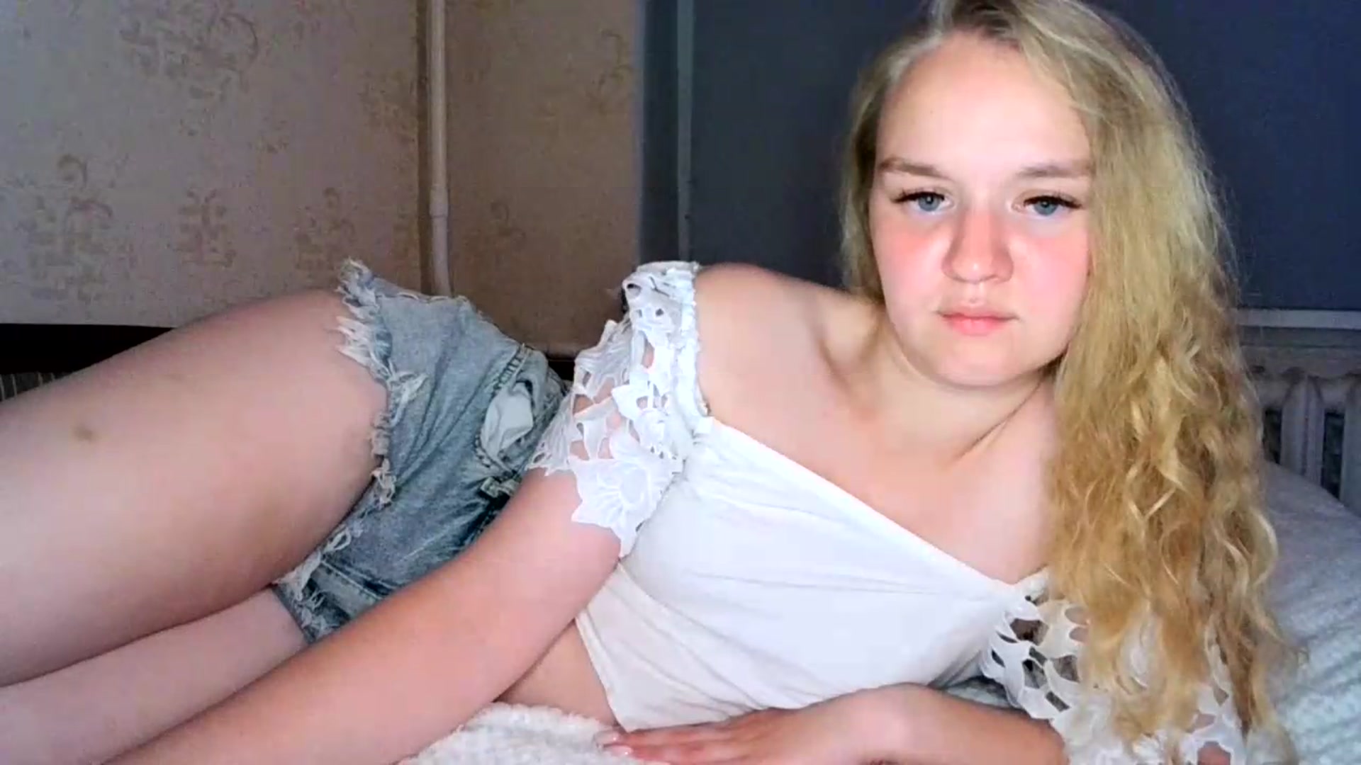 Gallery image thumbnail from NessaLeigh's myfreecams stream on, 07/06/2026, 22:45 image 2 of 20