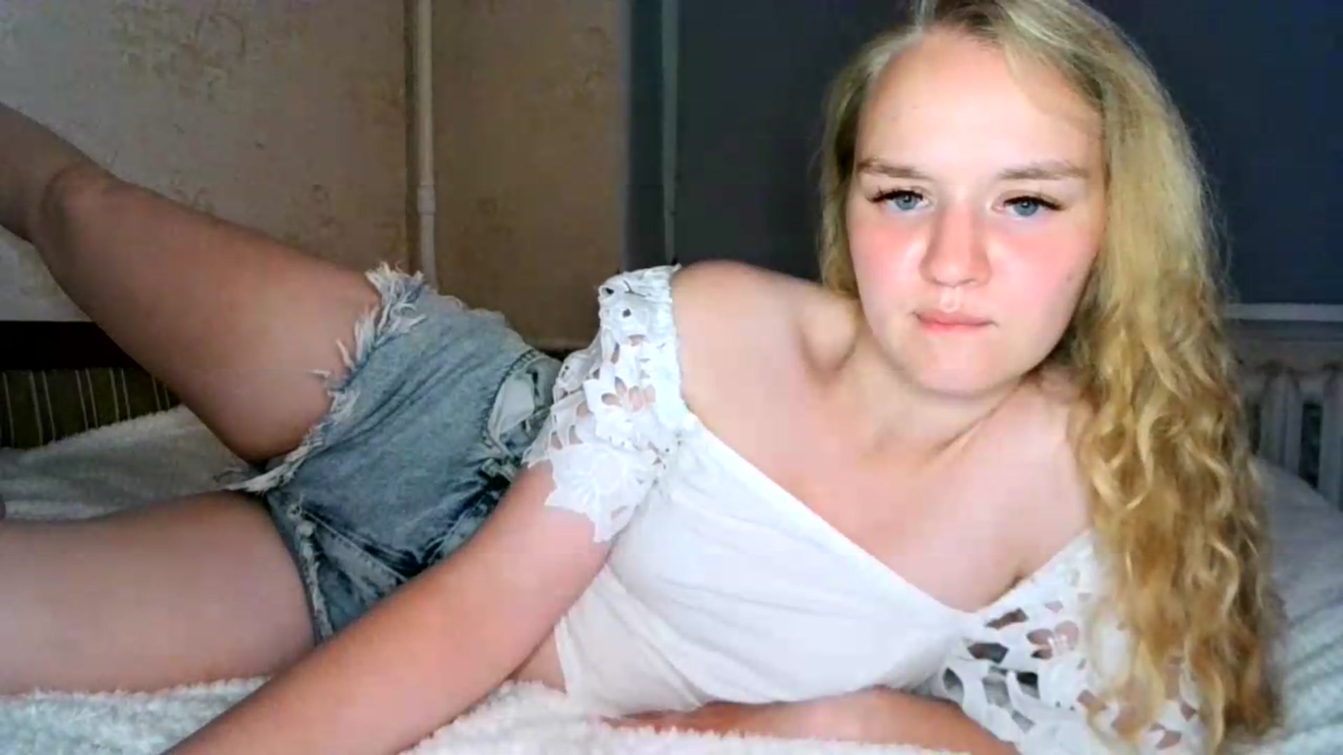 Gallery image thumbnail from NessaLeigh's myfreecams stream on, 07/06/2026, 22:45 image 8 of 20