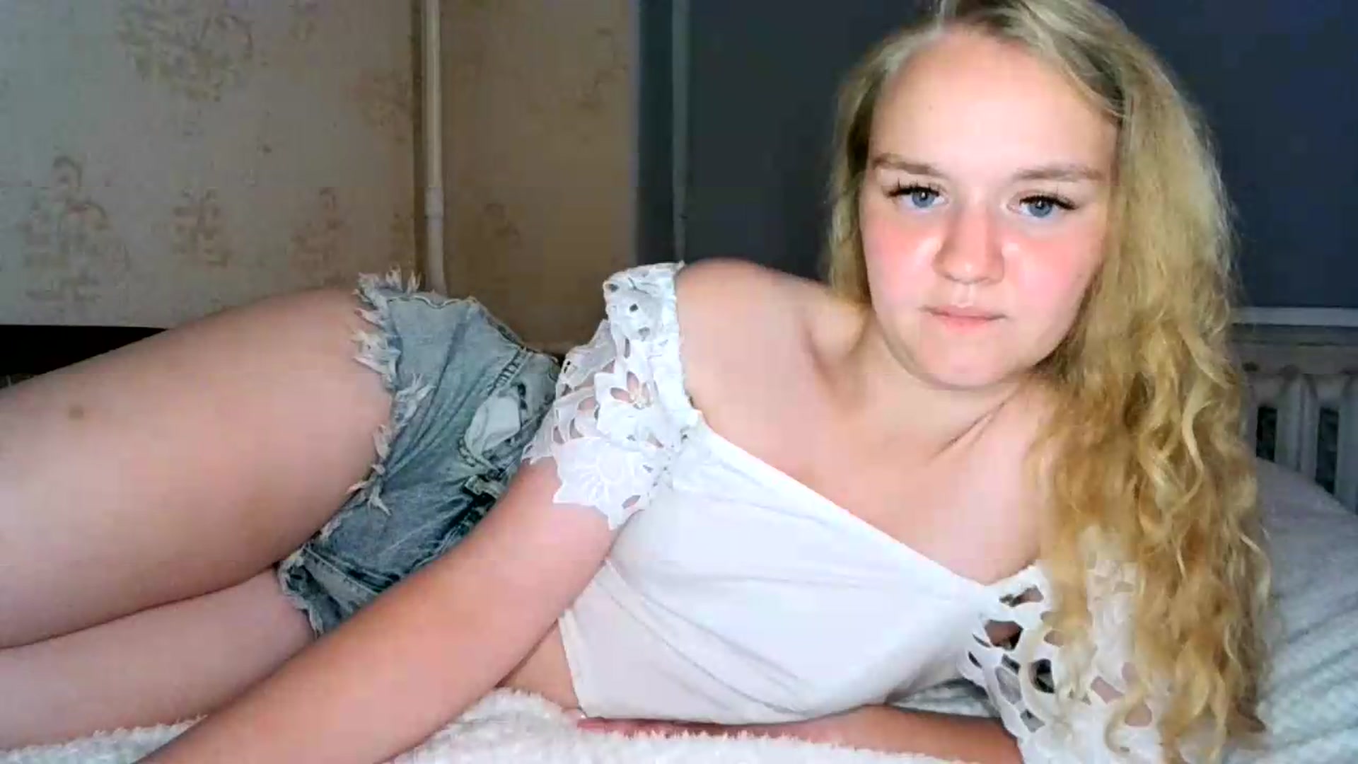 Gallery image thumbnail from NessaLeigh's myfreecams stream on, 07/06/2026, 22:45 image 12 of 20