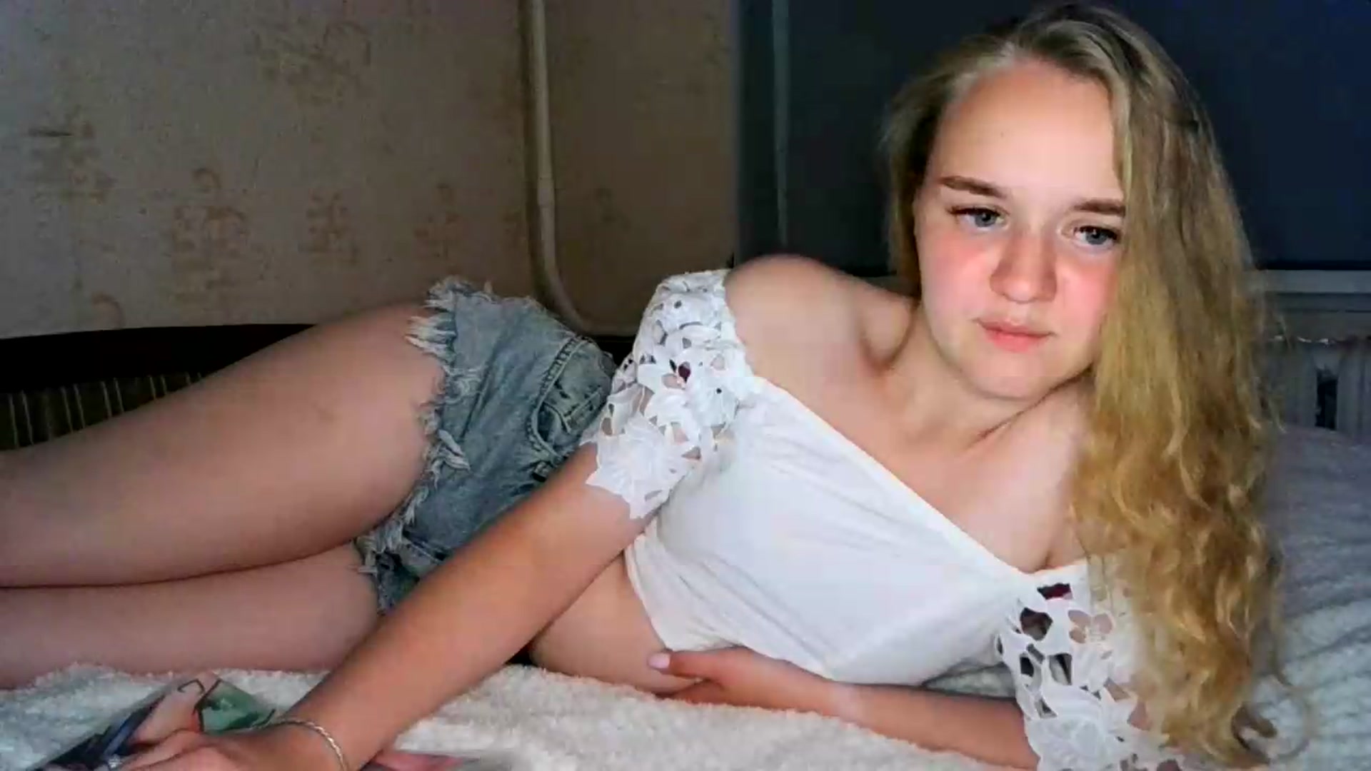 Gallery image thumbnail from NessaLeigh's myfreecams stream on, 07/16/2026, 21:44 image 9 of 20