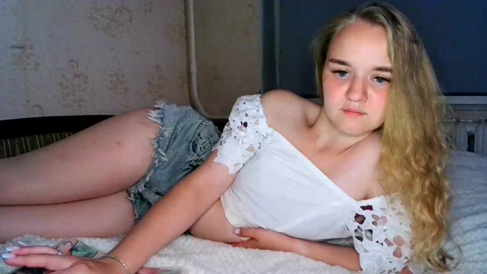 Gallery image thumbnail from NessaLeigh's myfreecams stream on, 07/16/2026, 21:44 image 8 of 20