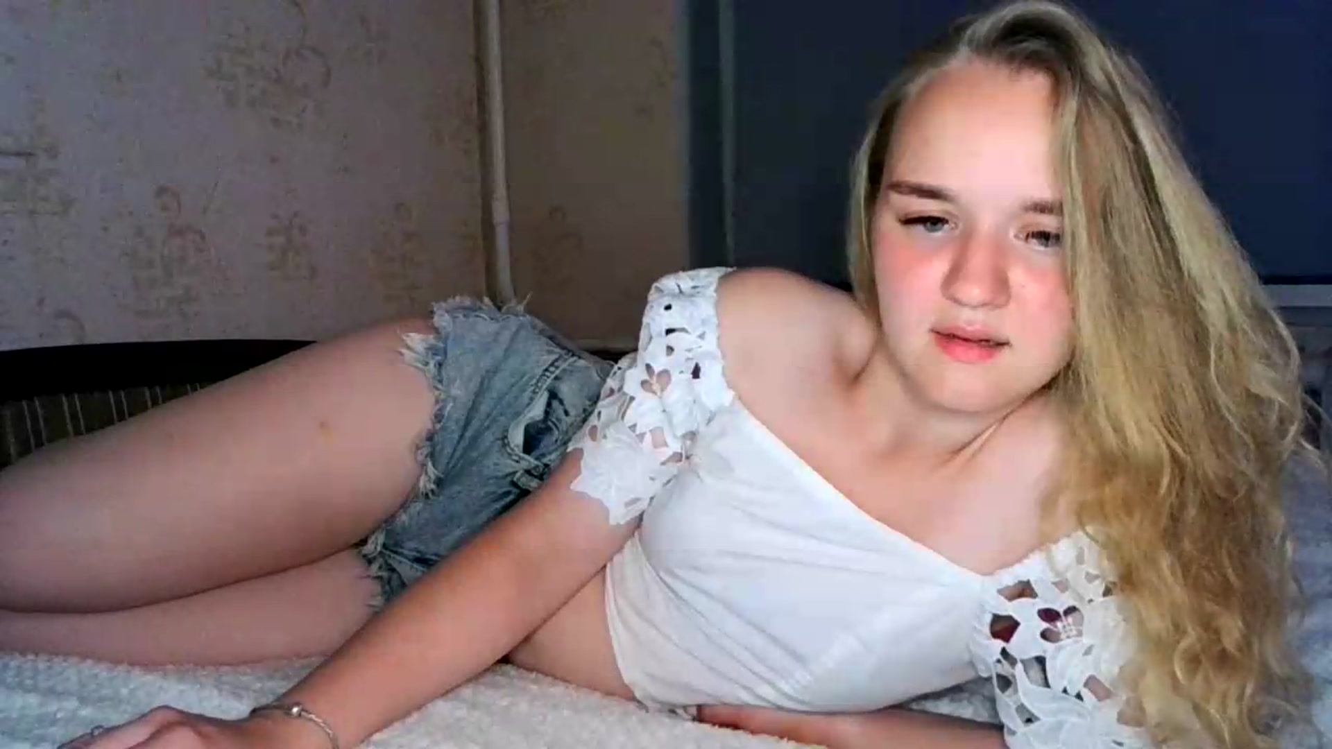 Gallery image thumbnail from NessaLeigh's myfreecams stream on, 07/16/2026, 22:27 image 14 of 20