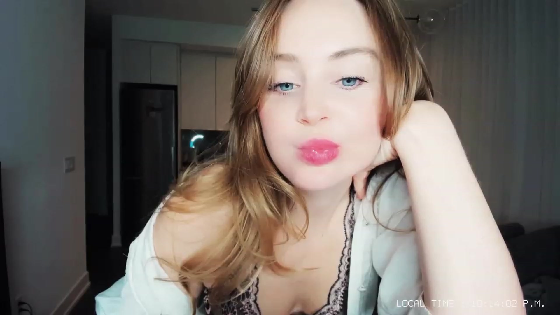 Gallery image thumbnail from NessaMoore's myfreecams stream on, 03/12/2024, 02:50 image 5 of 20