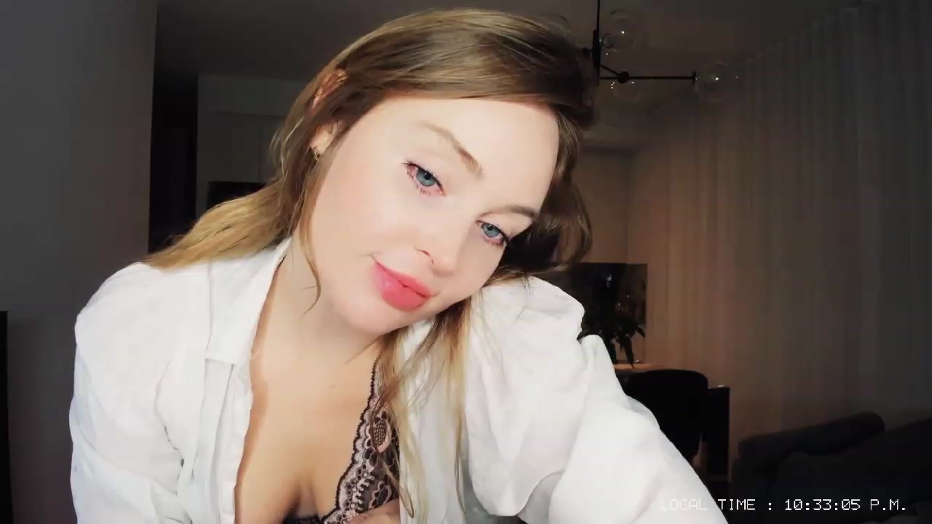 Gallery image thumbnail from NessaMoore's myfreecams stream on, 03/12/2024, 02:50 image 14 of 20