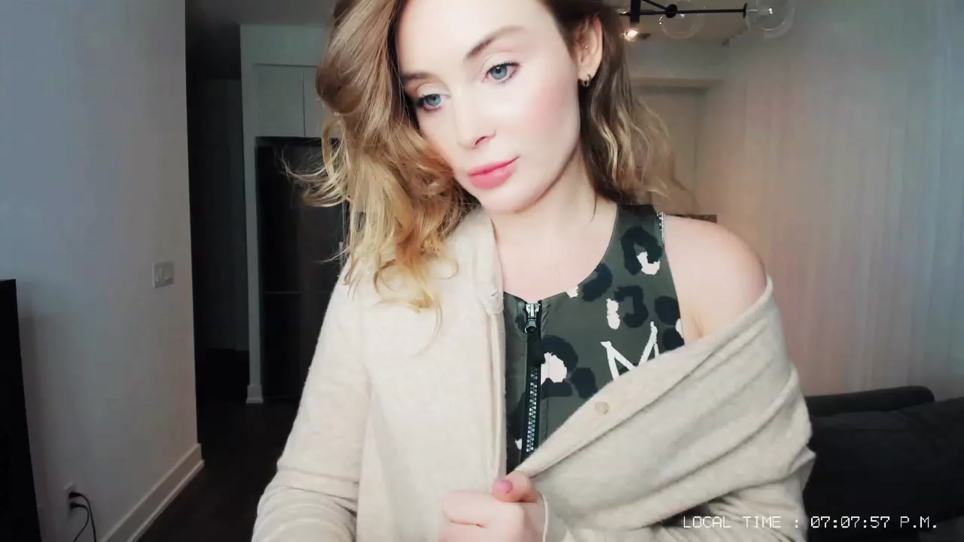 Gallery image thumbnail from NessaMoore's myfreecams stream on, 03/16/2024, 23:51 image 2 of 20