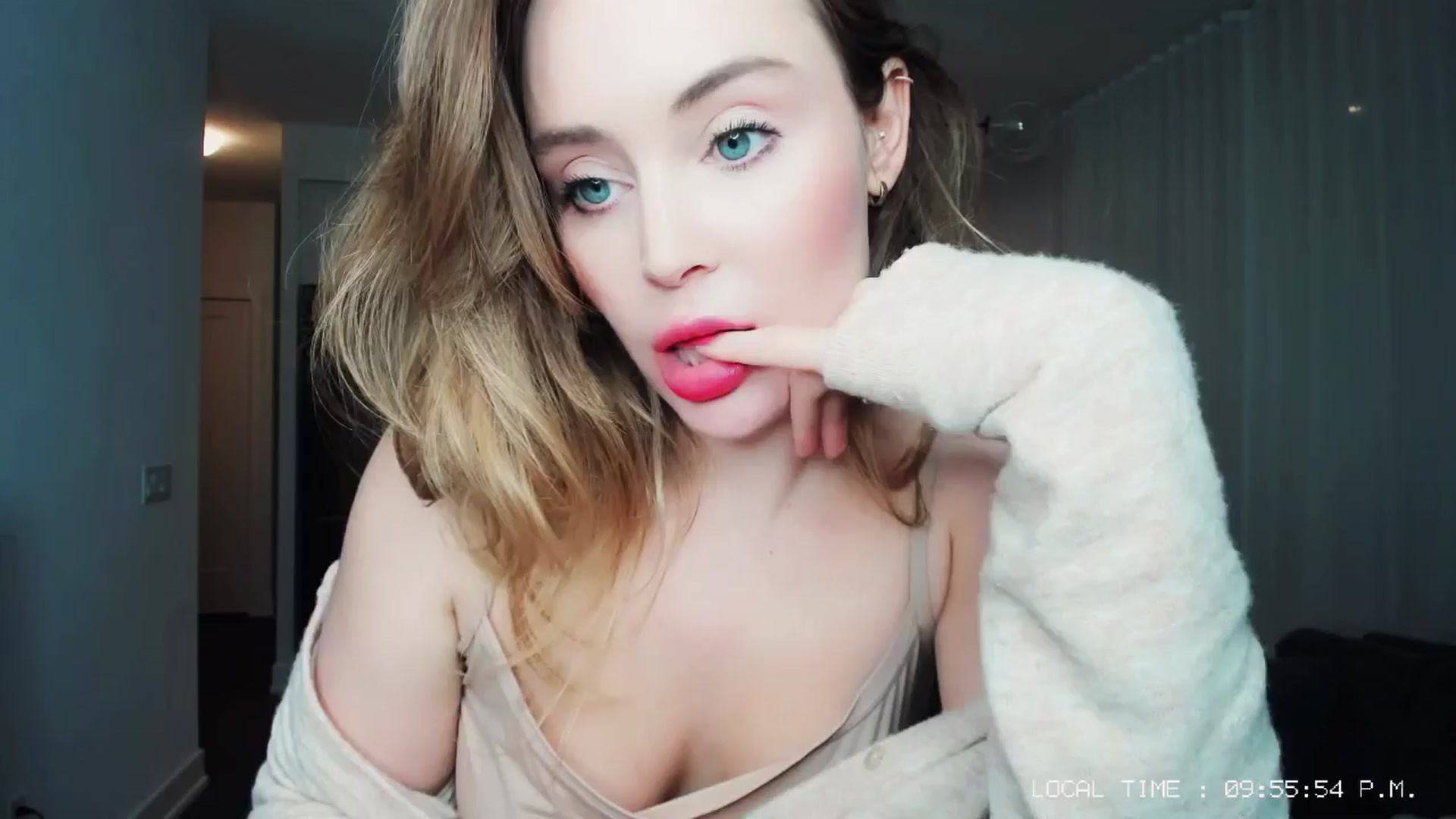 Gallery image thumbnail from NessaMoore's myfreecams stream on, 03/28/2024, 02:28 image 17 of 20