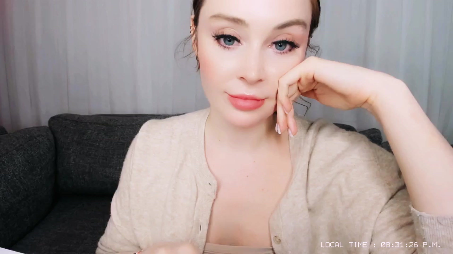 Gallery image thumbnail from NessaMoore's myfreecams stream on, 04/08/2024, 24:45 image 17 of 20
