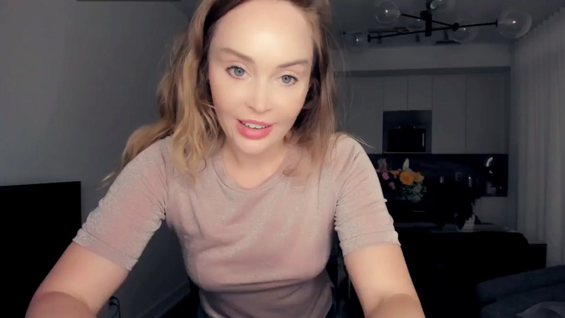 Gallery image thumbnail from NessaMoore's myfreecams stream on, 05/21/2024, 24:02 image 3 of 20