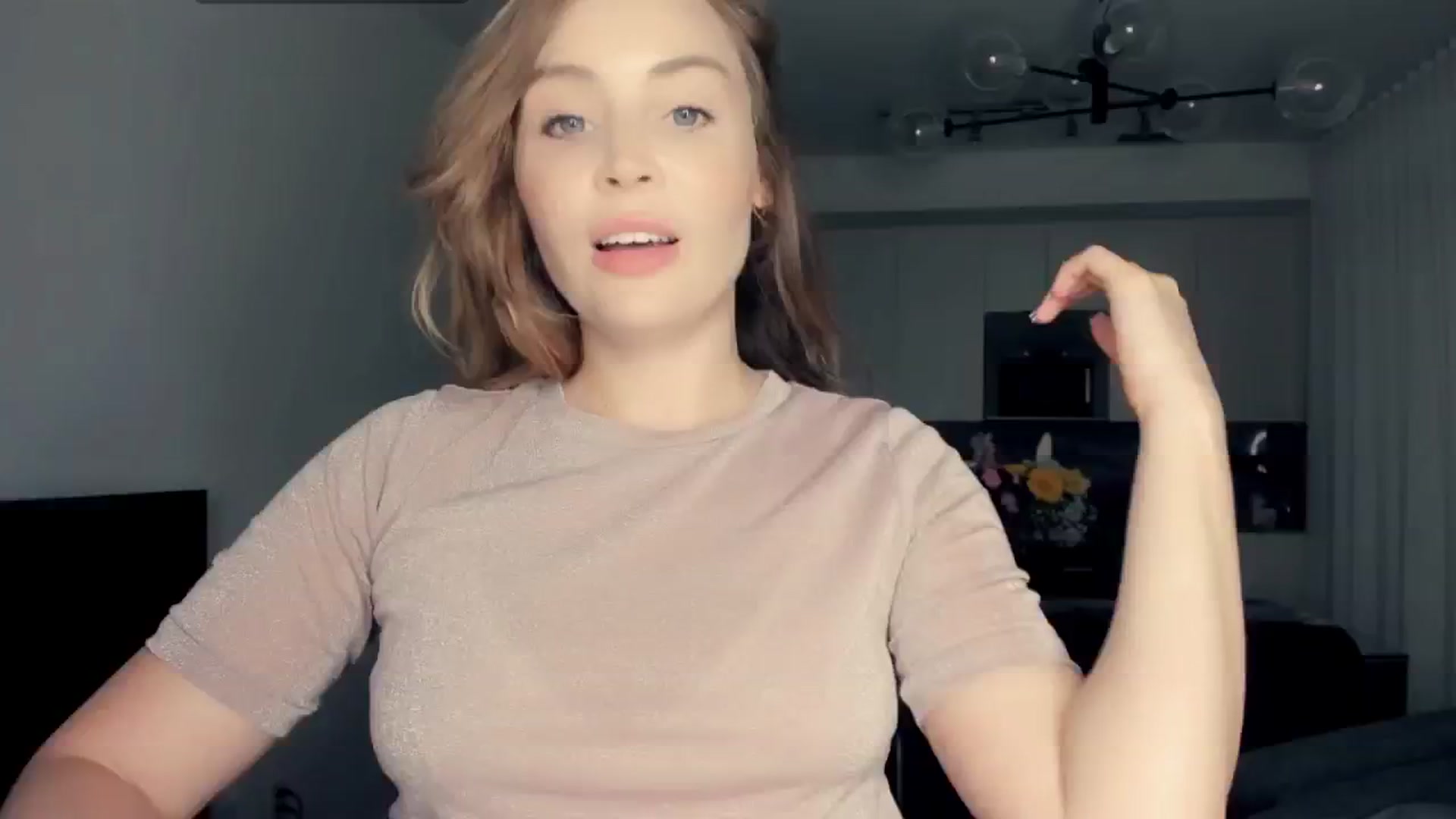 Gallery image thumbnail from NessaMoore's myfreecams stream on, 05/21/2024, 24:02 image 6 of 20