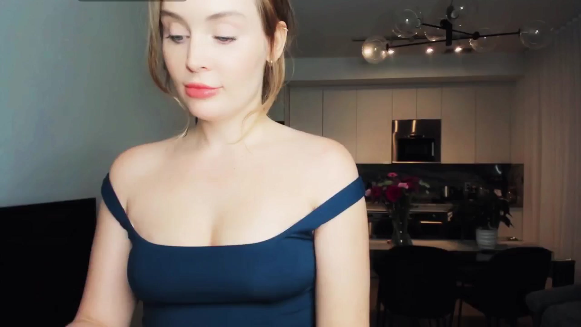 Gallery image thumbnail from NessaMoore's myfreecams stream on, 05/28/2024, 04:39 image 2 of 20