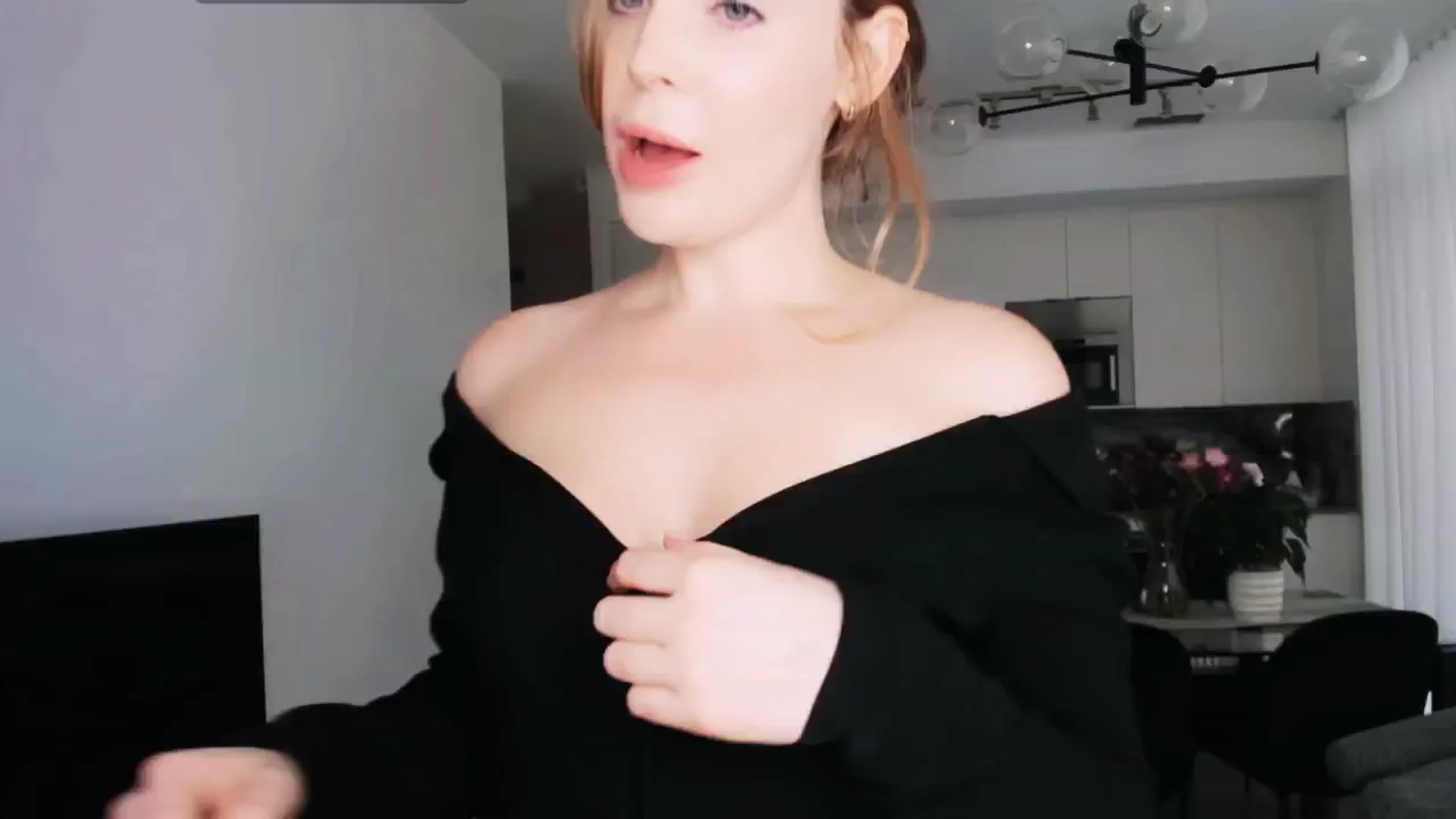 Gallery image thumbnail from NessaMoore's myfreecams stream on, 06/02/2024, 23:04 image 15 of 20