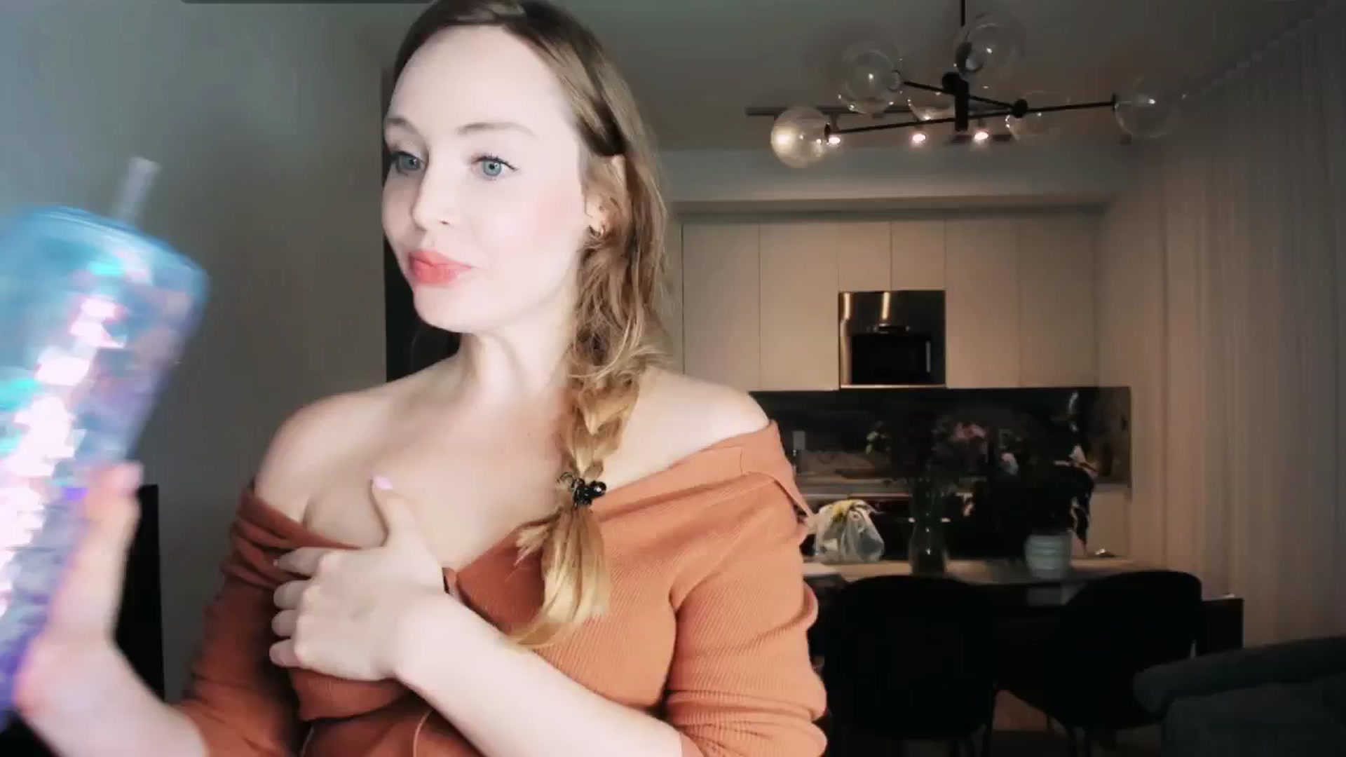 Gallery image thumbnail from NessaMoore's myfreecams stream on, 06/04/2024, 01:42 image 20 of 20