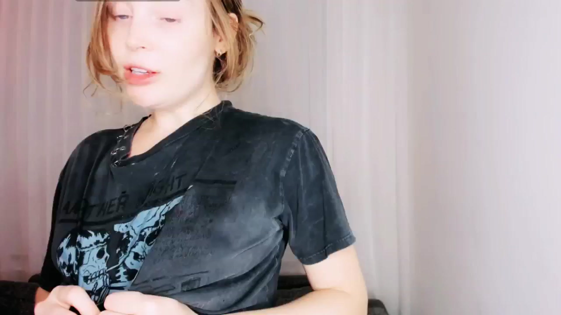 Gallery image thumbnail from NessaMoore's myfreecams stream on, 06/18/2024, 03:43 image 18 of 20