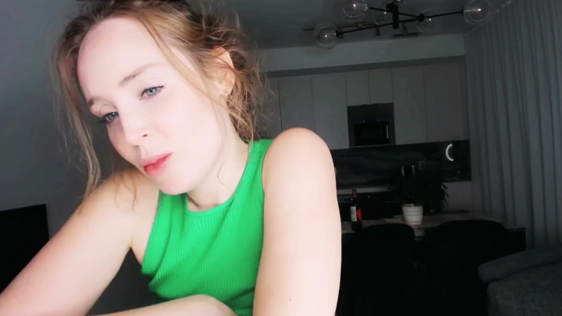 Gallery image thumbnail from NessaMoore's myfreecams stream on, 06/20/2024, 01:25 image 16 of 20